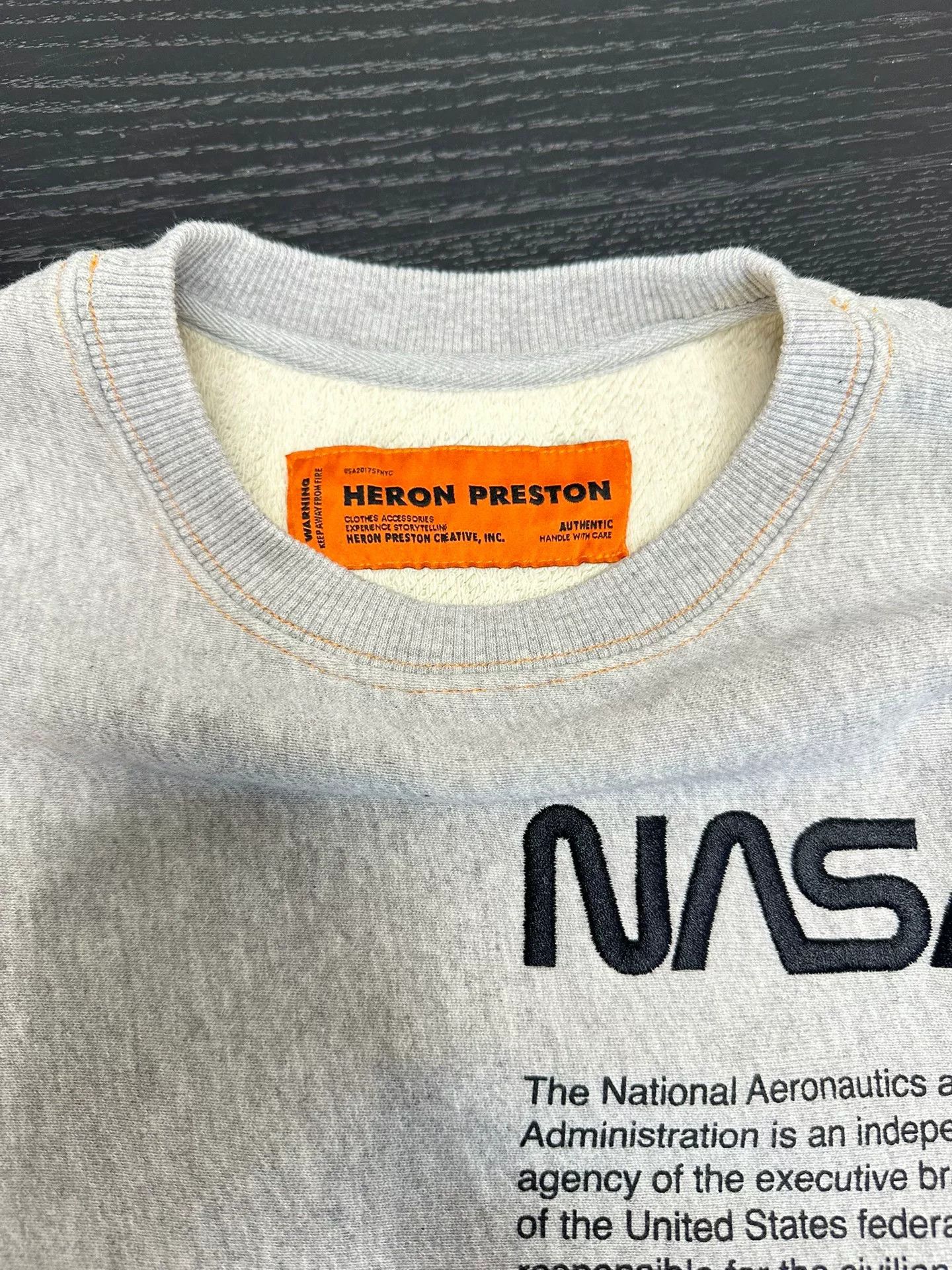 Heron Preston Heron Preston NASA Collaboration Hoodie Size US S / EU 44-46 / 1 - 3 Thumbnail