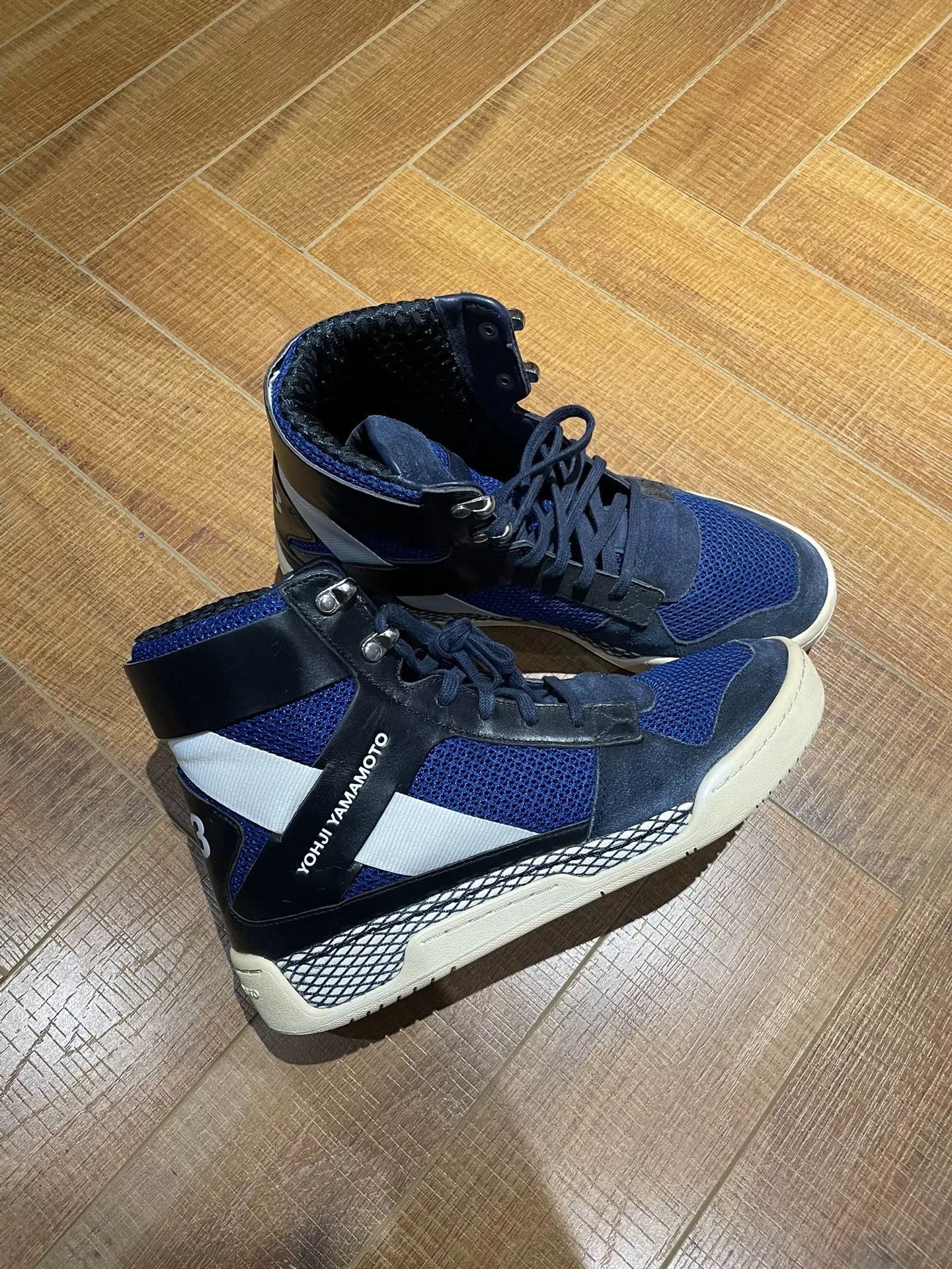 Y-3 Y3 High-Top Sneakers Size US 9 / EU 42 - 2 Thumbnail