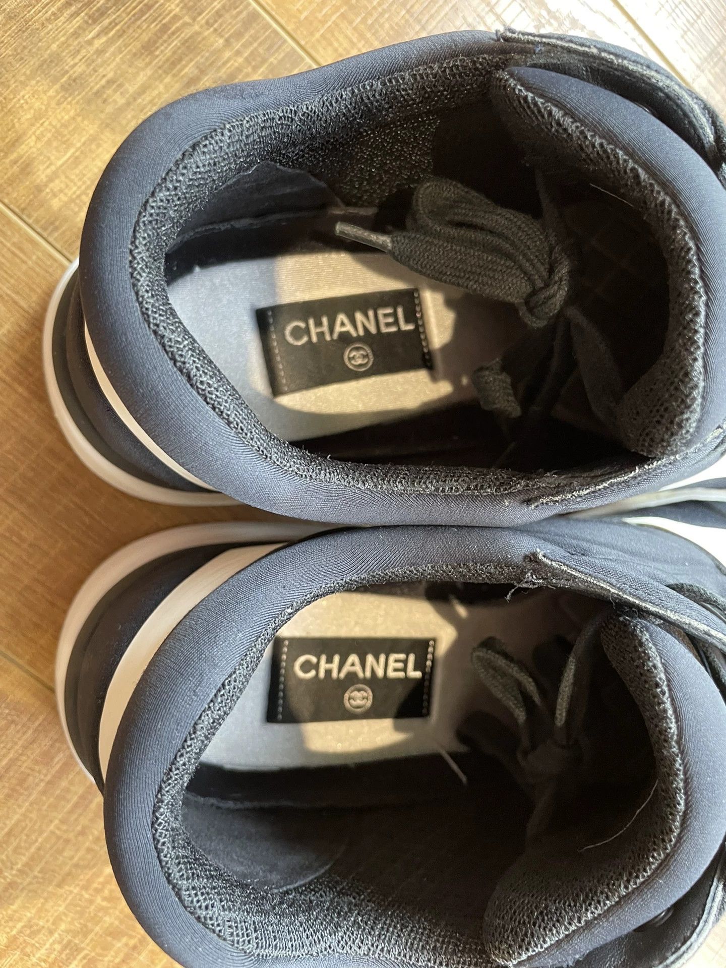 Chanel Chanel Low-Top Sneakers Size US 9 / EU 42 - 8 Thumbnail