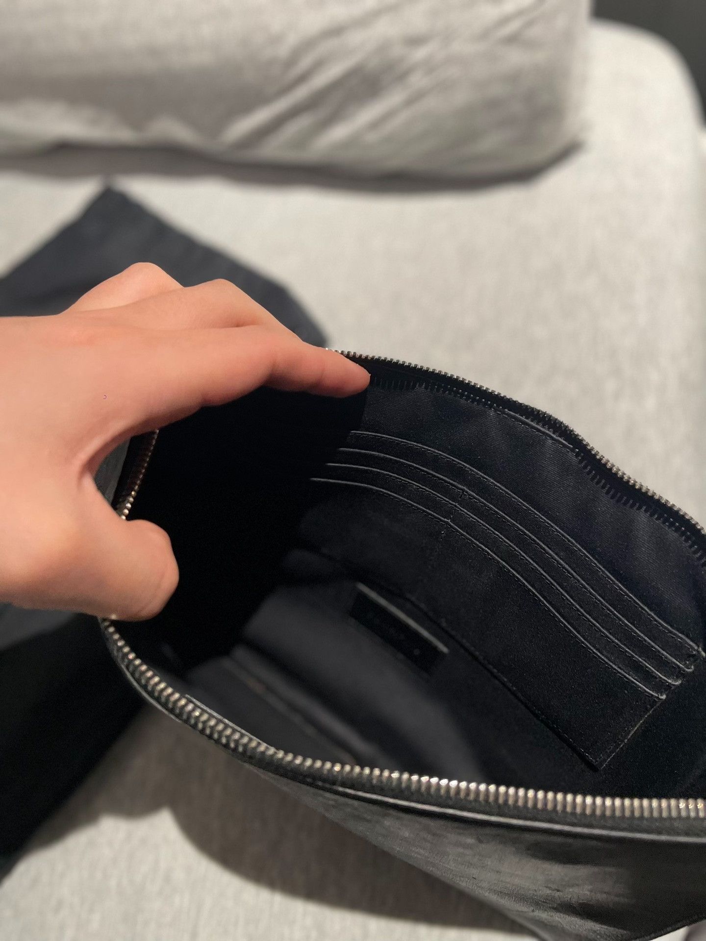 Saint Laurent Paris SLP Saint Laurent Handbag Size ONE SIZE - 3 Thumbnail