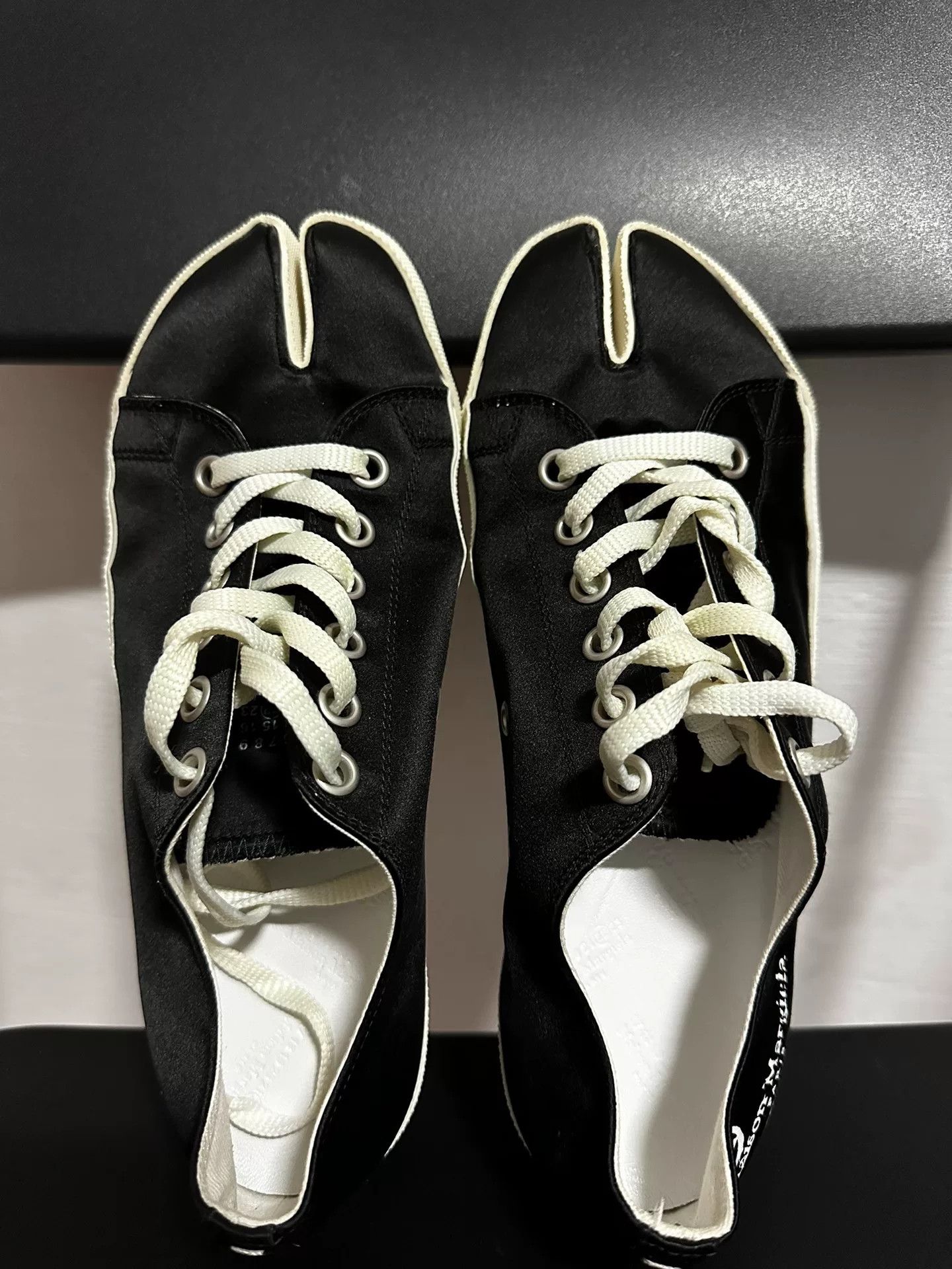 Maison Margiela Maison Margiela Silk Tabi Split-Toe Shoes Size US 7.5 / EU 40-41 - 2 Thumbnail