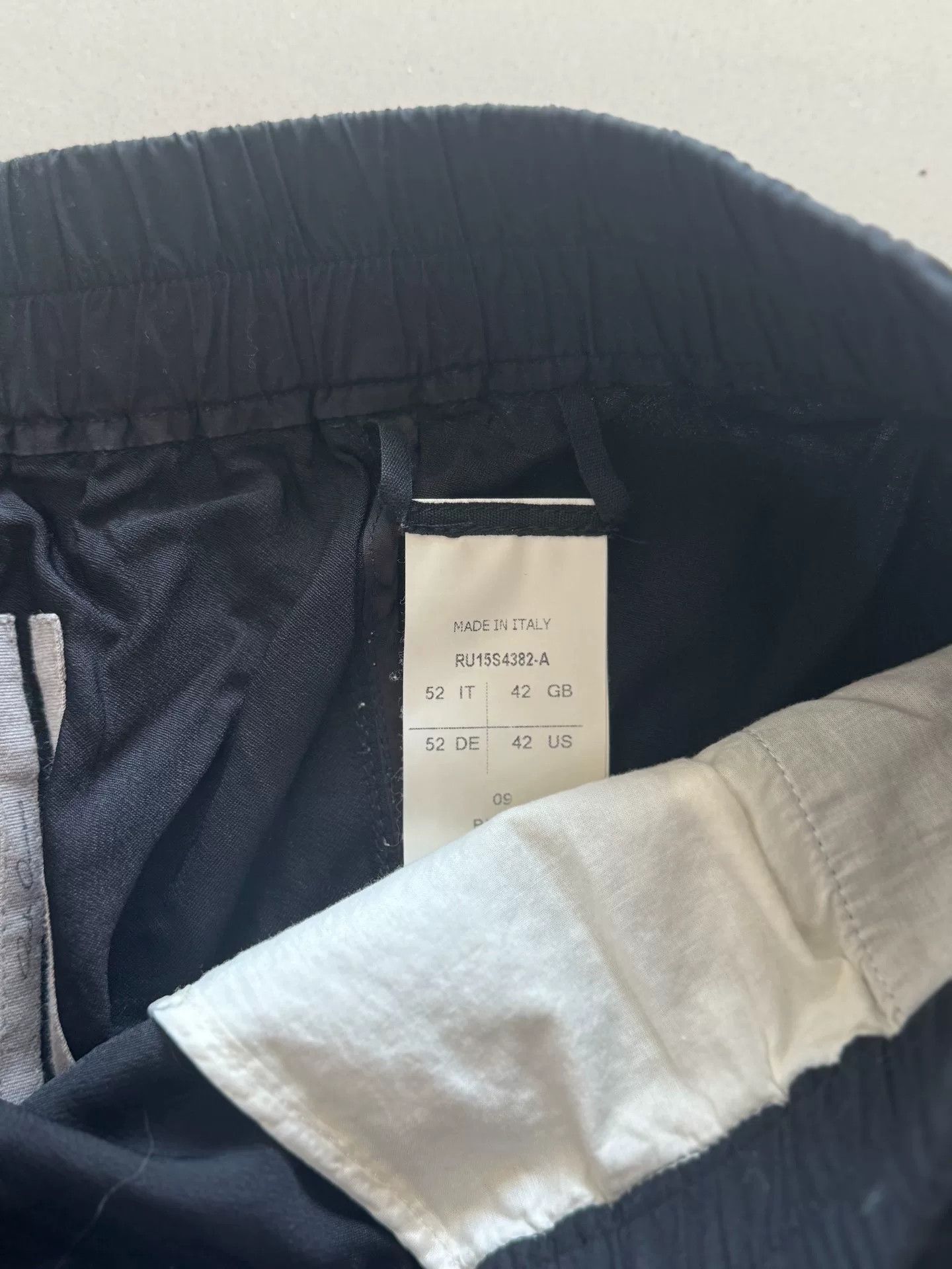 Rick Owens Rick Owens 16SS Silk Shorts Size US 36 / EU 52 - 4 Thumbnail