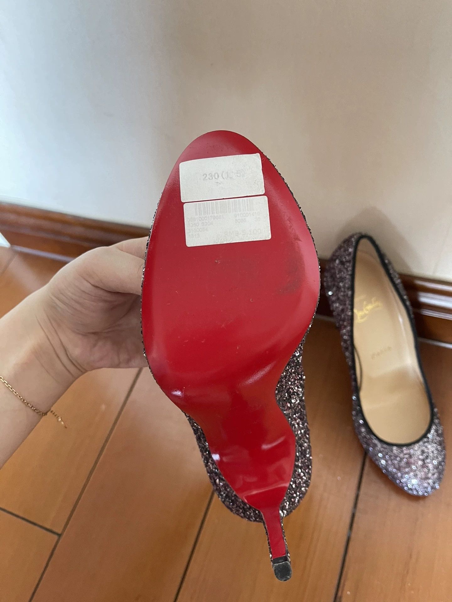 Christian Louboutin Christian Louboutin Red Sole Sequin Heels Size US 5 / IT 35 - 4 Thumbnail