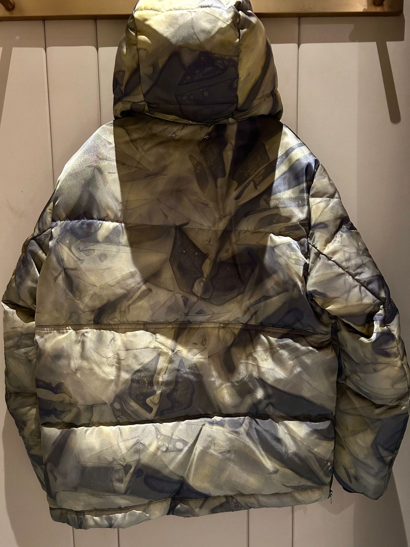 Golden Goose Golden Goose Camo Down Jacket Size US M / EU 48-50 / 2 - 5 Thumbnail