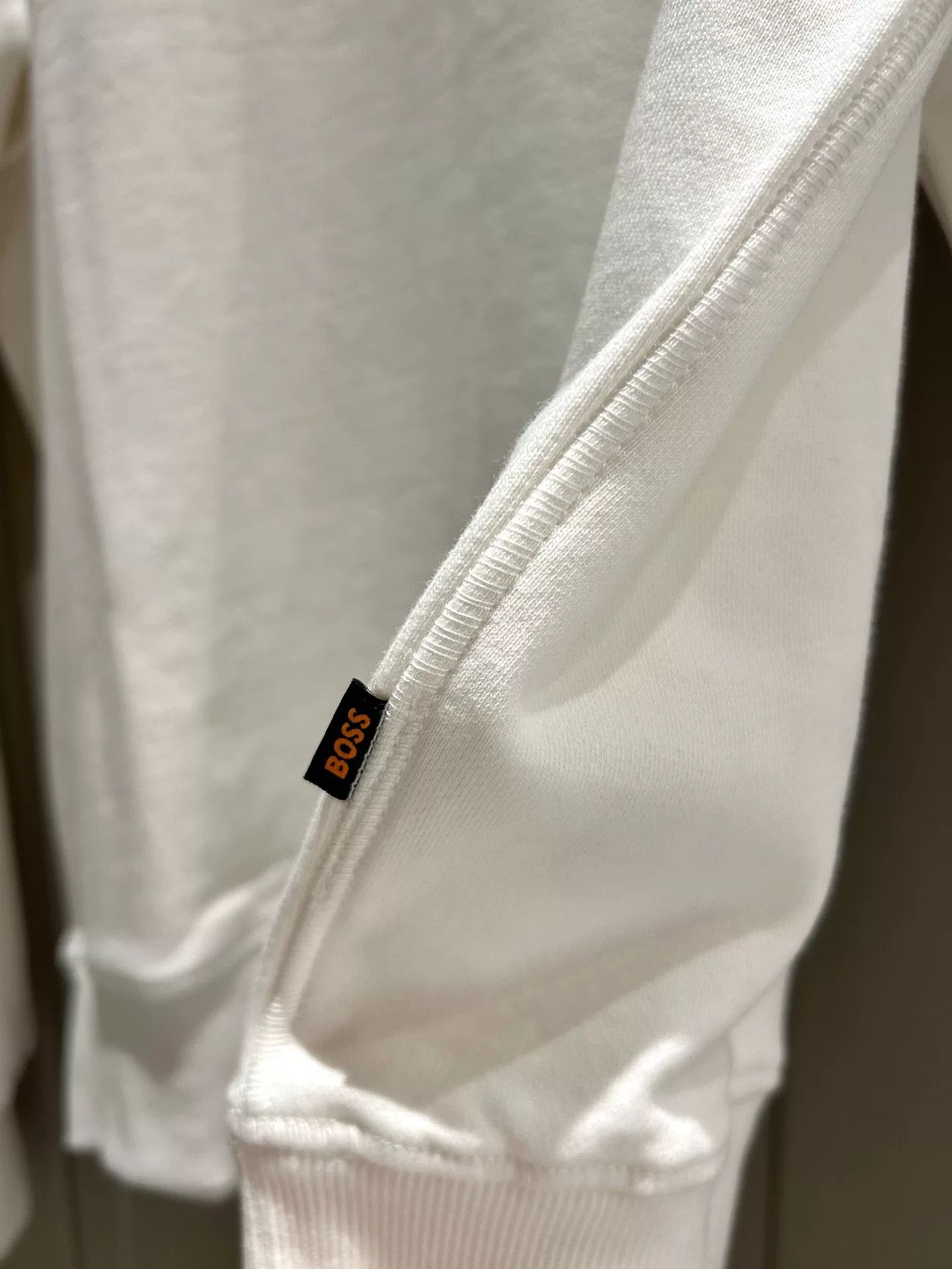 Hugo Boss BOSS Men's Sweatshirt Size US L / EU 52-54 / 3 - 5 Thumbnail