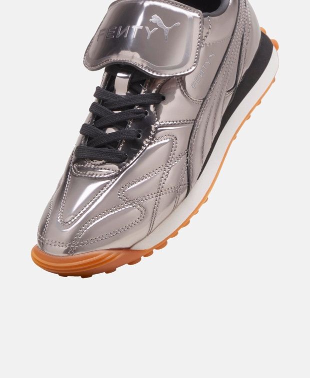 Puma AVANTI C FENTY Indoor football shoes Size US 6 / EU 39 - 4 Thumbnail
