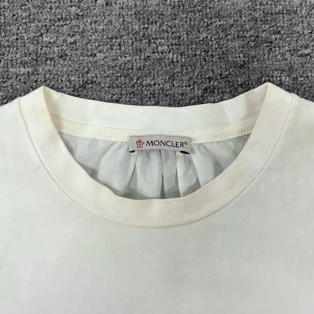 Moncler Moncler Women's Runway Felt Panel T-Shirt Size S / US 4 / IT 40 - 7 Thumbnail
