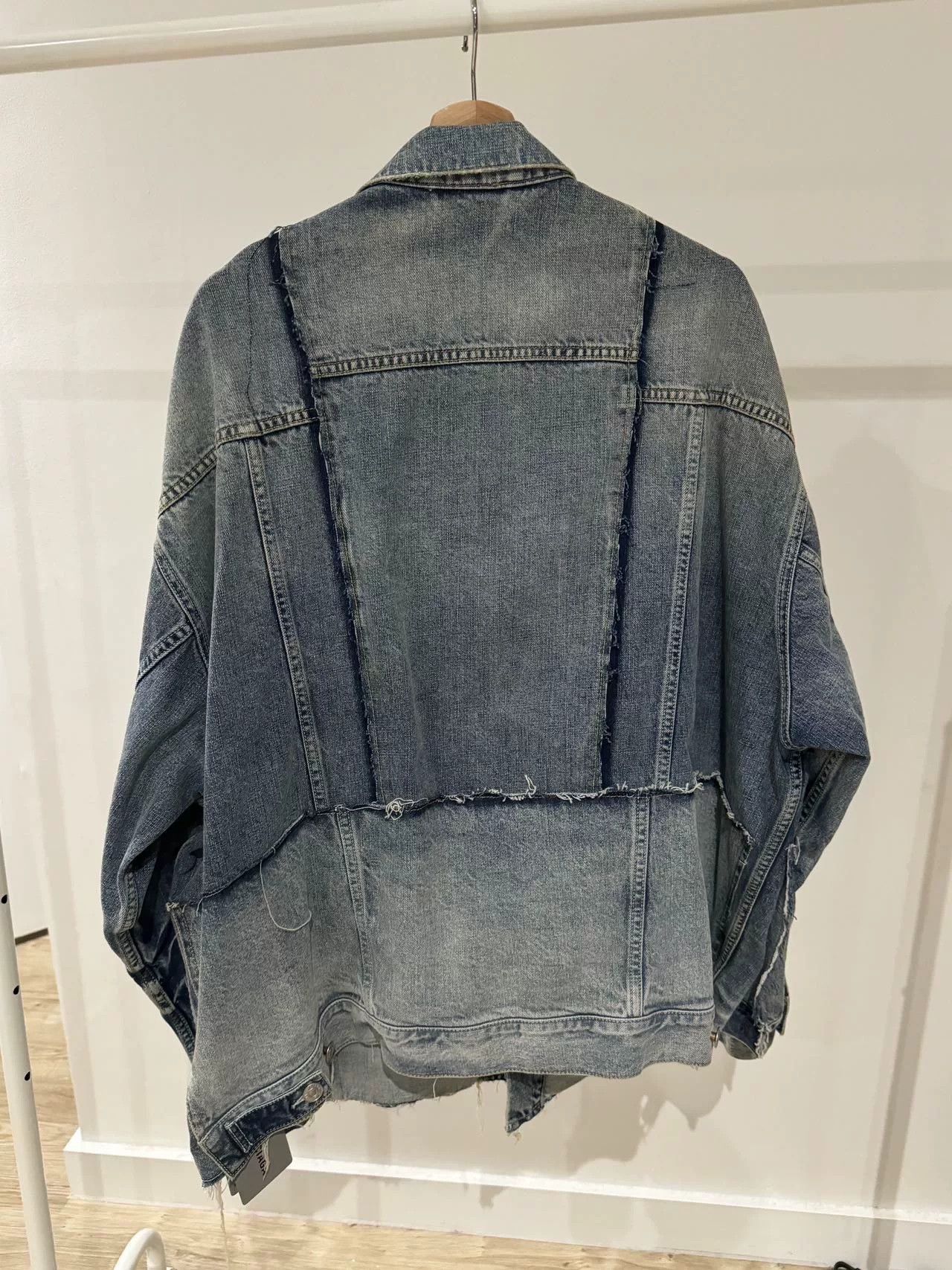 Balenciaga Balenciaga Spliced Shirt Size US L / EU 52-54 / 3 - 3 Thumbnail