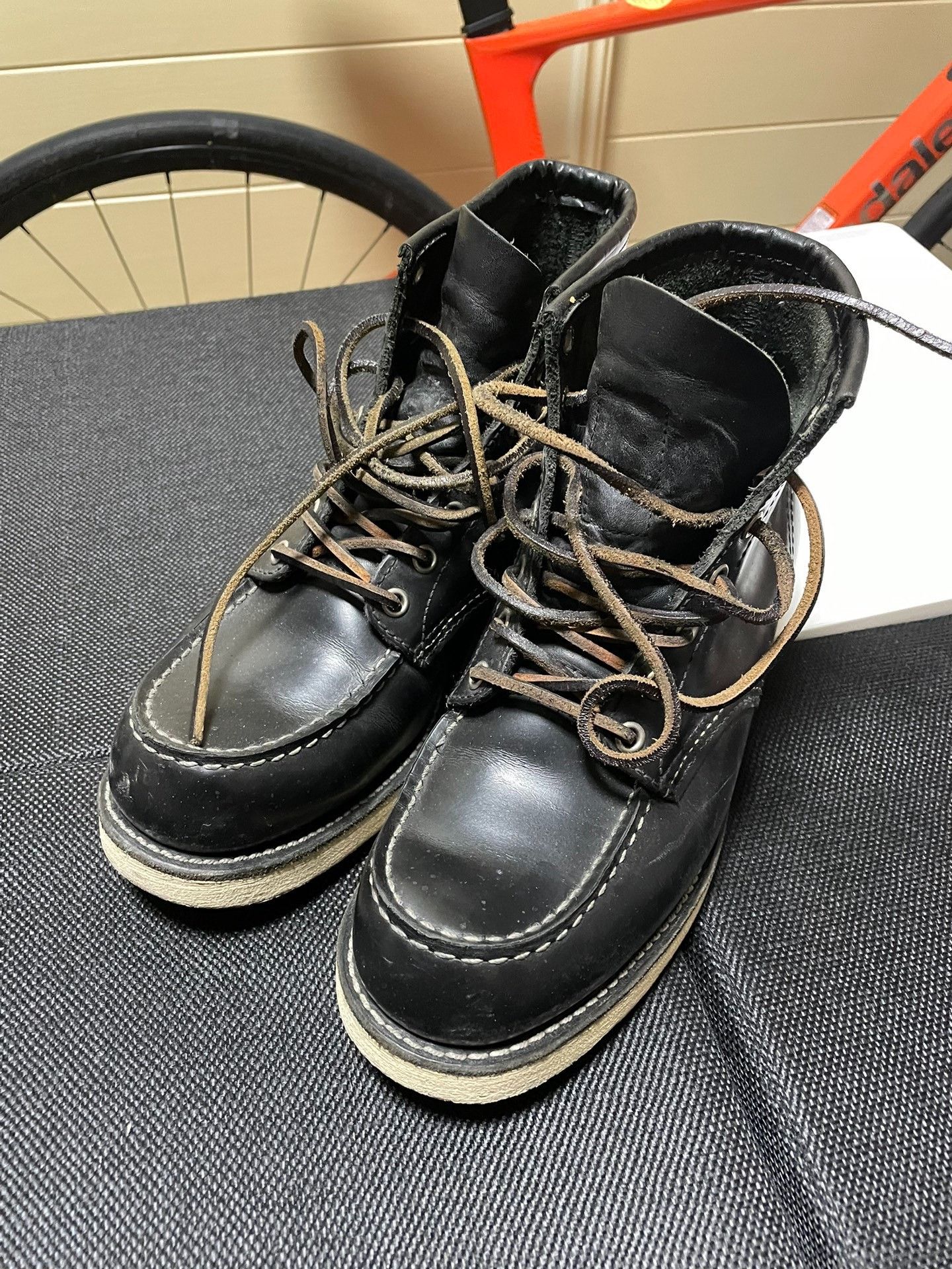 Red Wing Red Wing 8130 Leather Boots Size US 9 / EU 42 - 4 Thumbnail