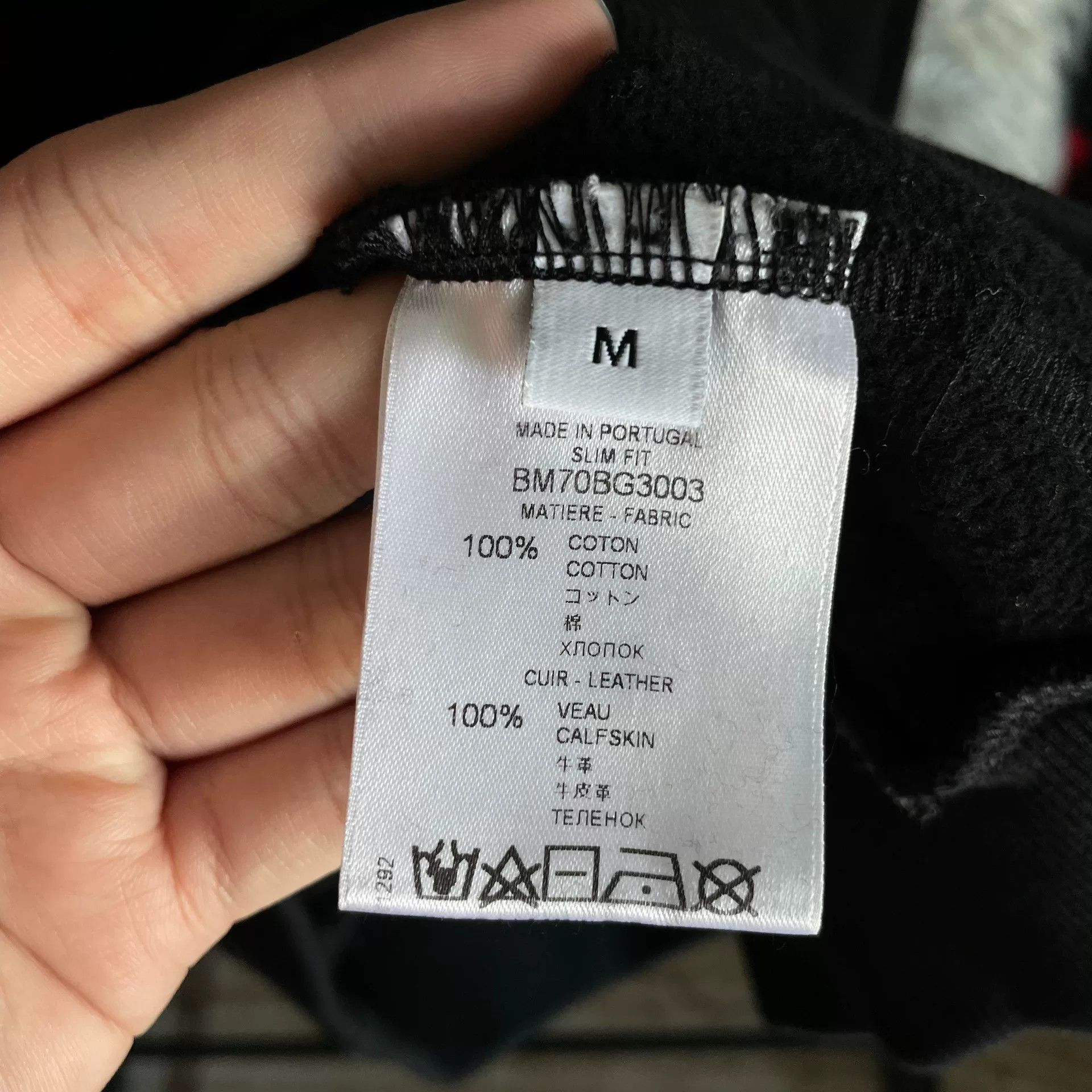 Givenchy Givenchy Chest Leather Patch Oversized Sweatshirt M Size US M / EU 48-50 / 2 - 4 Thumbnail