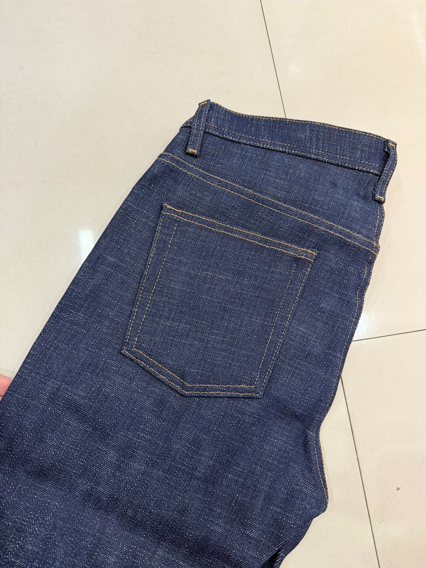 Naked & Famous Naked & Famous Elephant 9 Raw Denim Size US 31 - 8 Thumbnail