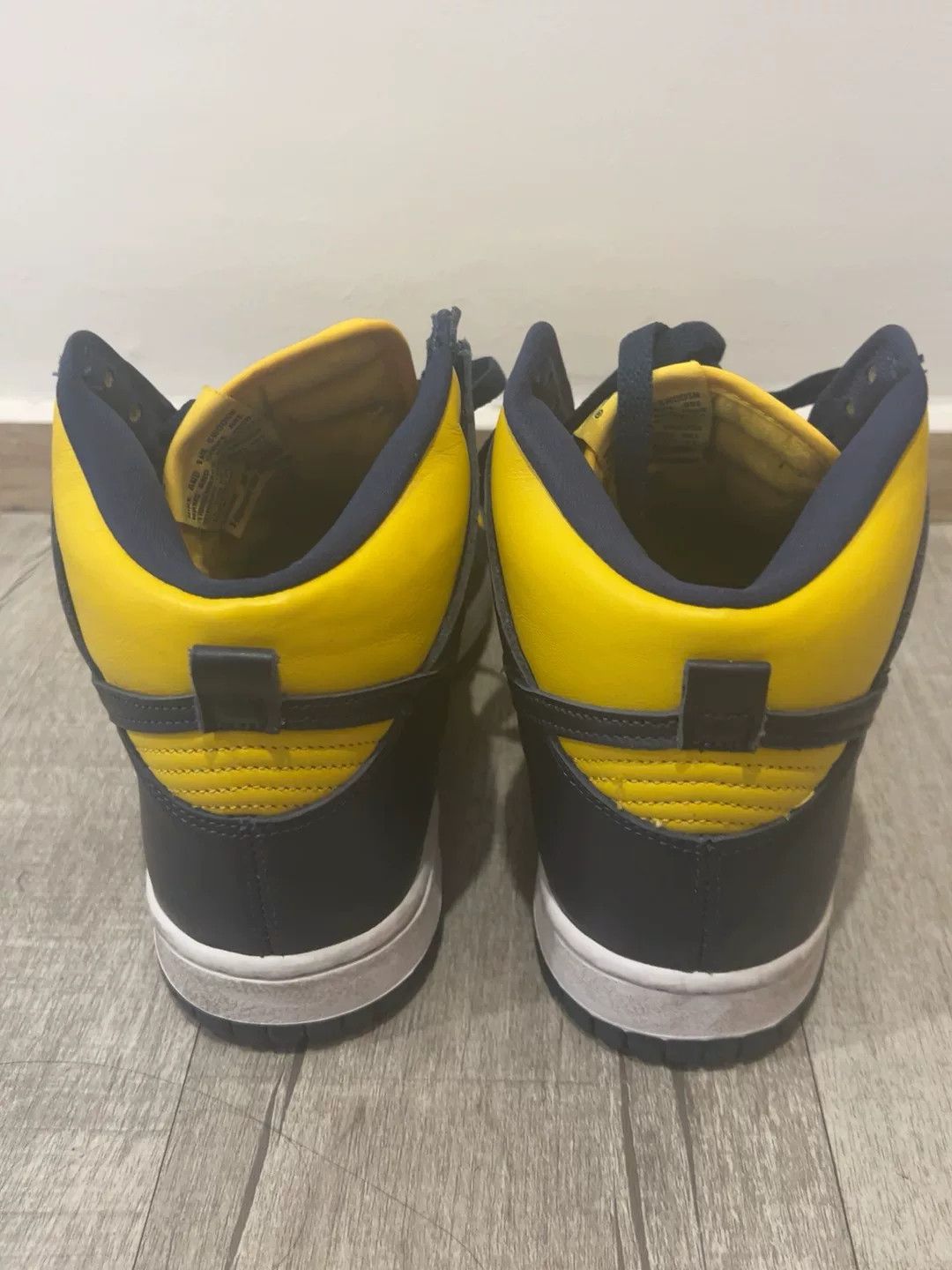 Nike Nike Dunk SP Michigan High-Top Sneaker Size US 9 / EU 42 - 3 Thumbnail