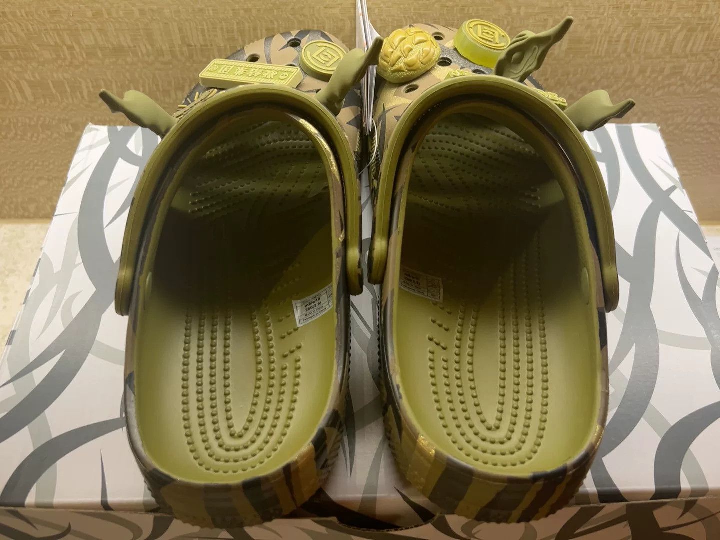 Crocs CLOT x ALIANENGR x CROSS Green Thorn Crocs Size US 8.5 / EU 41-42 - 4 Thumbnail