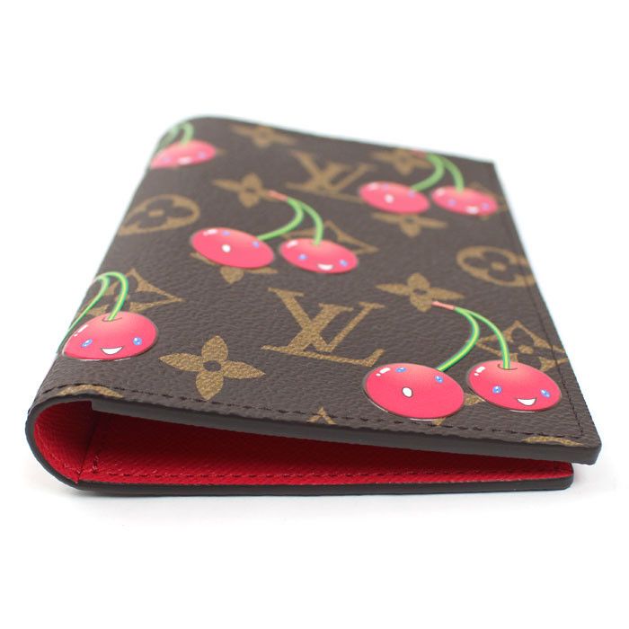Louis Vuitton Louis Vuitton Louis Vuitton Couverture Passeport MM Monogram Passport Case Textile Other M13424 DUTY FREE for USA Size ONE SIZE - 3 Thumbnail