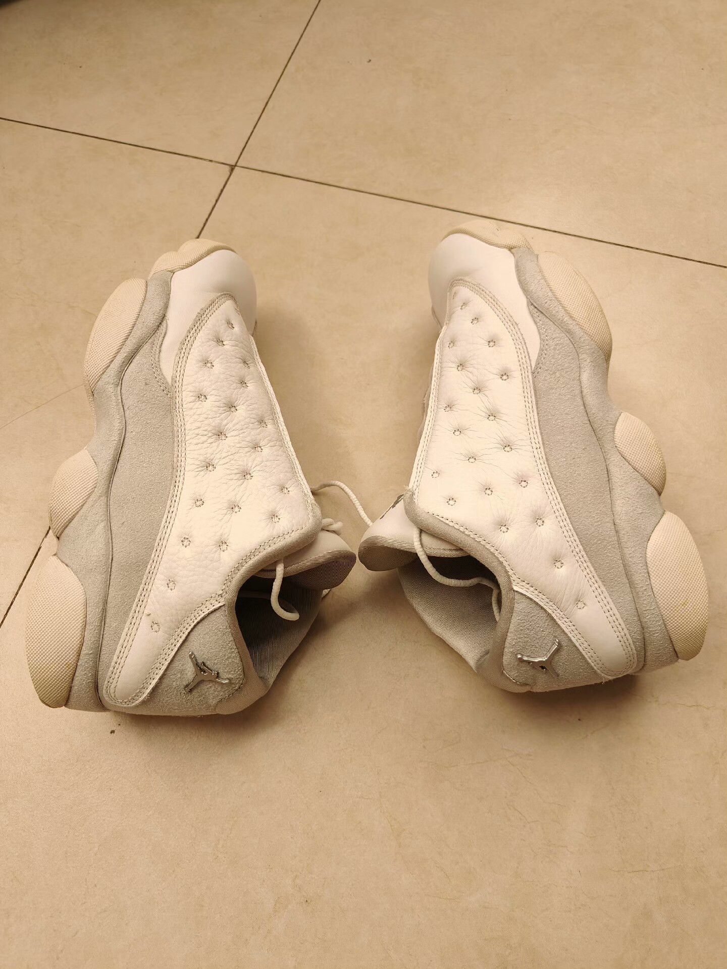 Jordan Brand Air Jordan 13 Retro Low Pure Platinum Size US 9.5 / EU 42-43 - 5 Thumbnail