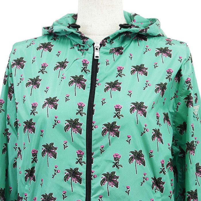 Prada Prada Prada Nylon Jacket Blouson Textile Outerwear DUTY FREE for USA Size ONE SIZE - 2 Thumbnail