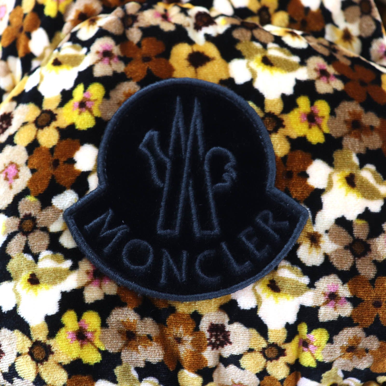 Moncler Moncler Moncler DAOS Rayon Down Jacket Textile Outerwear DUTY FREE for USA Size ONE SIZE - 6 Thumbnail