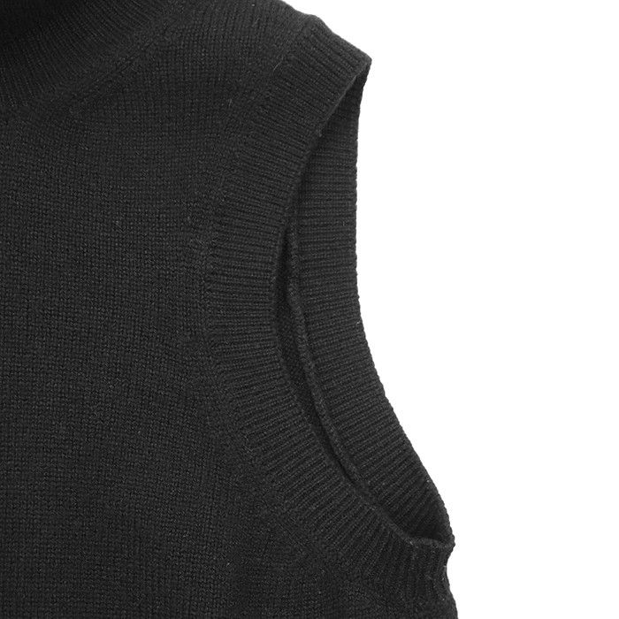 Celine Celine CELINE Trionphe Embroidery 100% Cashmere Knit Vest Textile Tops DUTY FREE for USA Size ONE SIZE - 14 Thumbnail