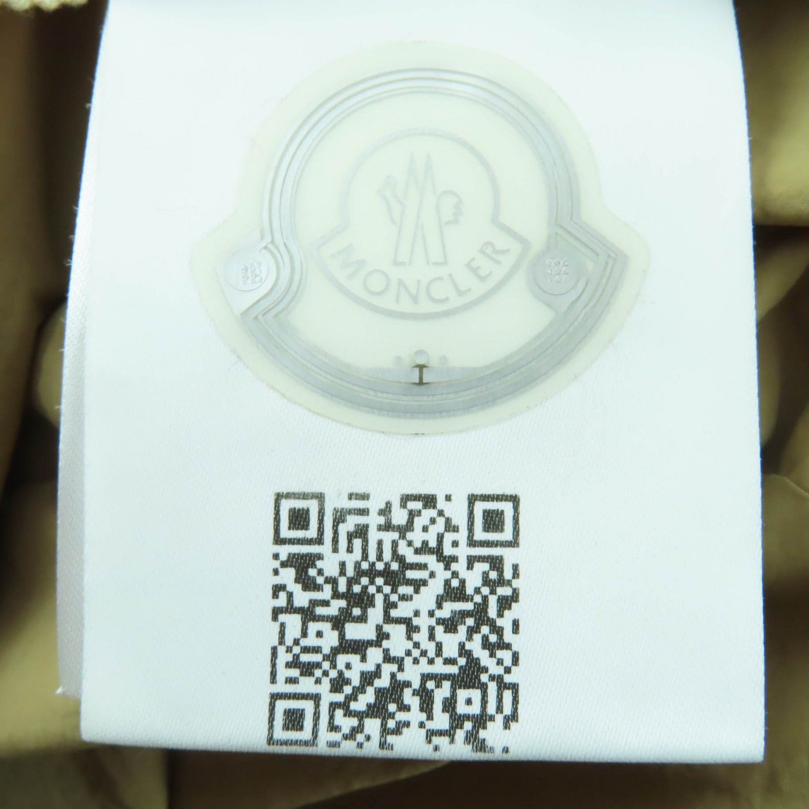Moncler Moncler MONCLER BERRETTO Logo Patch Boa Polyester Bucket Hat Textile Hats DUTY FREE for USA Size ONE SIZE - 10 Thumbnail