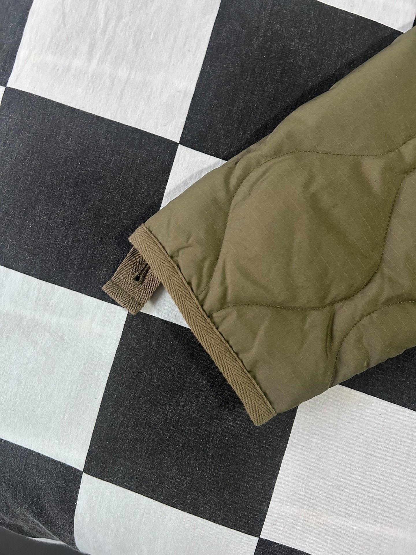 TAION TAION Military Round Collar Down Jacket Size US L / EU 52-54 / 3 - 6 Thumbnail
