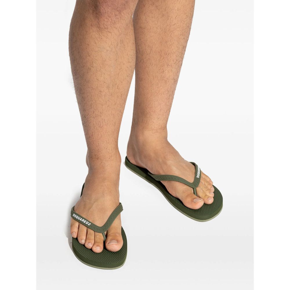Dsquared2 Dsquared2 GREEN Flip-Flops & Slides Size US 7 / EU 40 - 6 Thumbnail