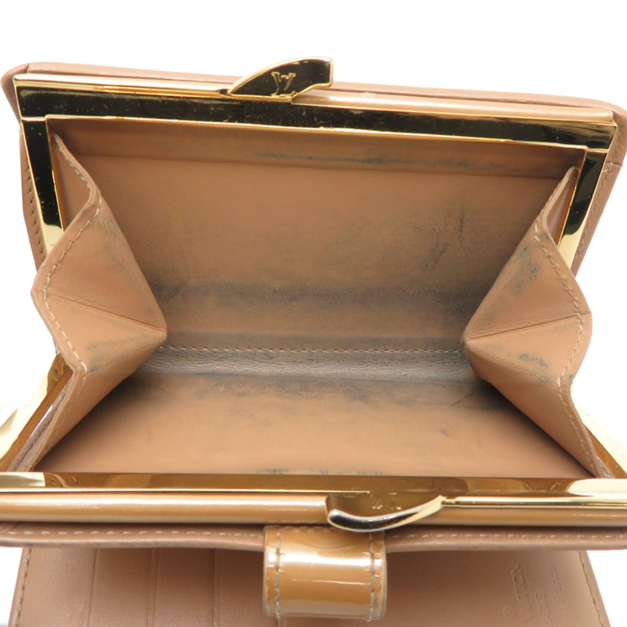 Louis Vuitton Louis Vuitton Portefeuille Viennois Women's Bifold Wallet M91361 Vernis Beige Size ONE SIZE - 7 Thumbnail