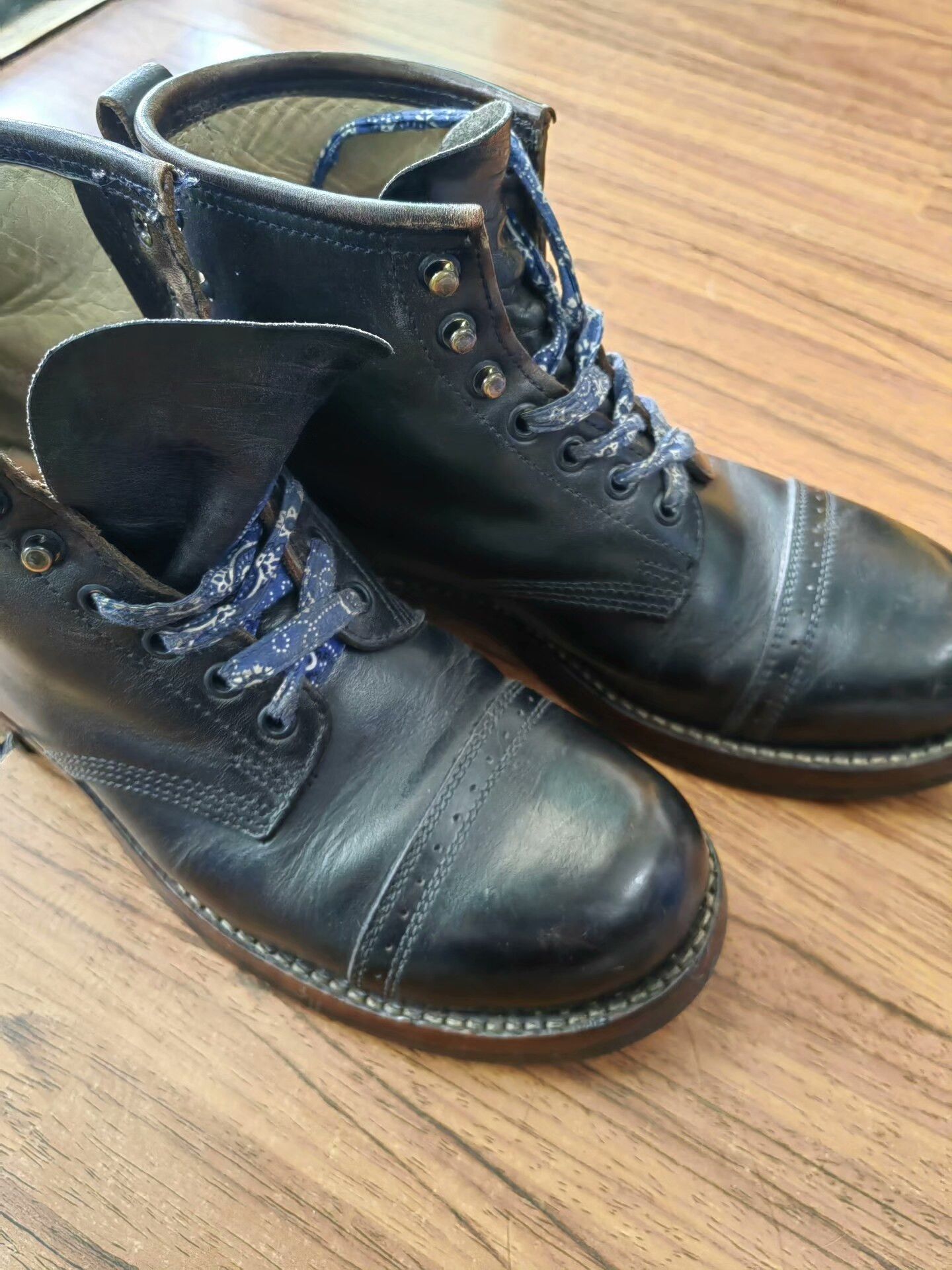 M. Julian Old Version Julian Boots Size US 8.5 / EU 41-42 - 4 Thumbnail