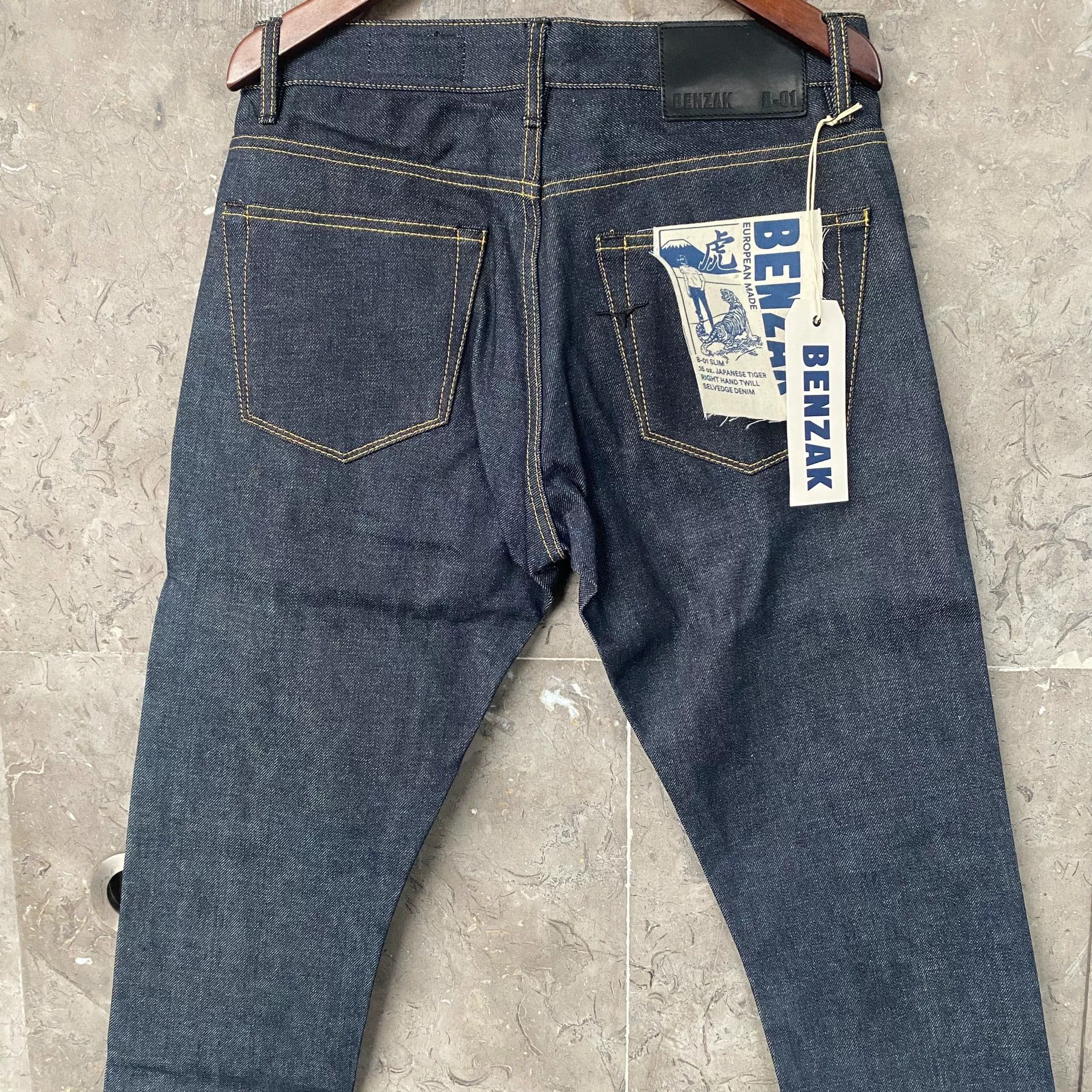 B.D. Baggies BDD B-01 Low-Rise Slim Tapered Raw Jeans Size US 29 - 2 Thumbnail