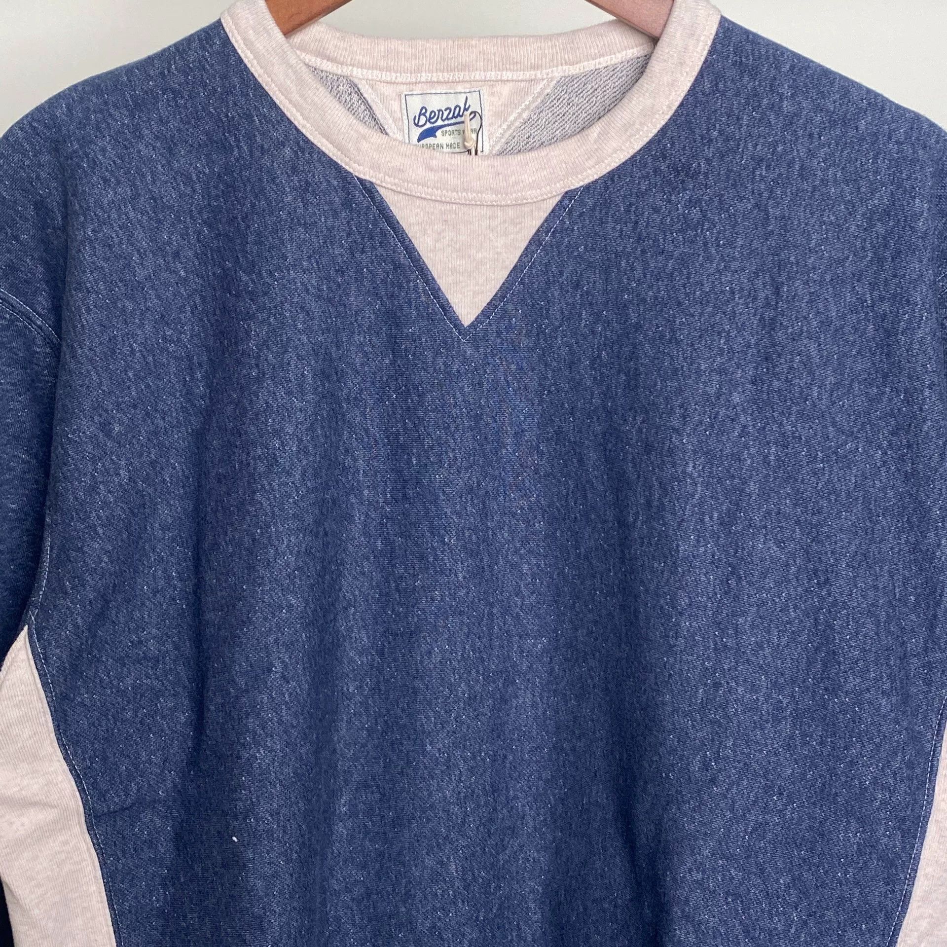 Bdg BDD Blue-White Contrast Crewneck Sweatshirt Size US XL / EU 56 / 4 - 3 Thumbnail