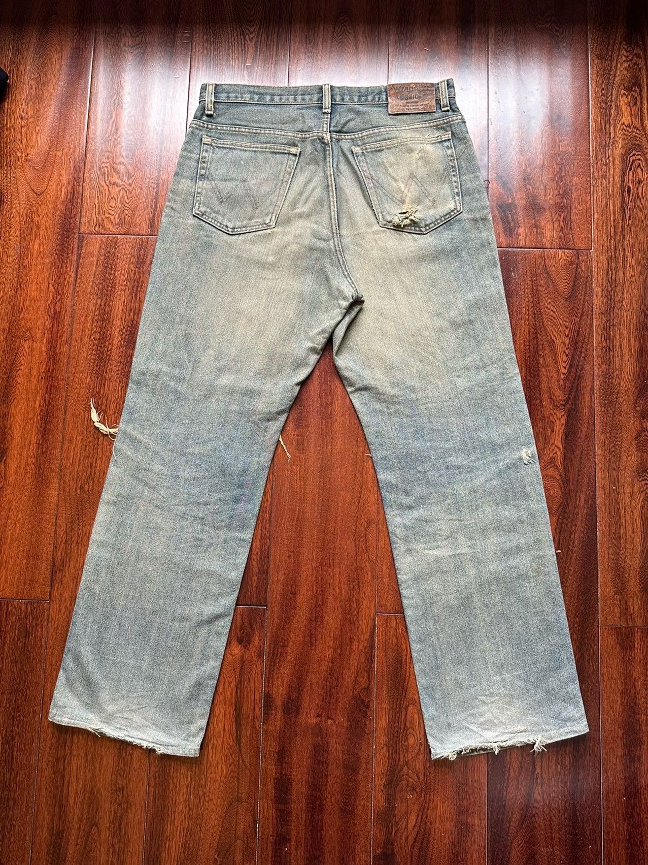 Vintage Vintage Wrangler Distressed Jeans Size US 34 / EU 50 - 2 Thumbnail
