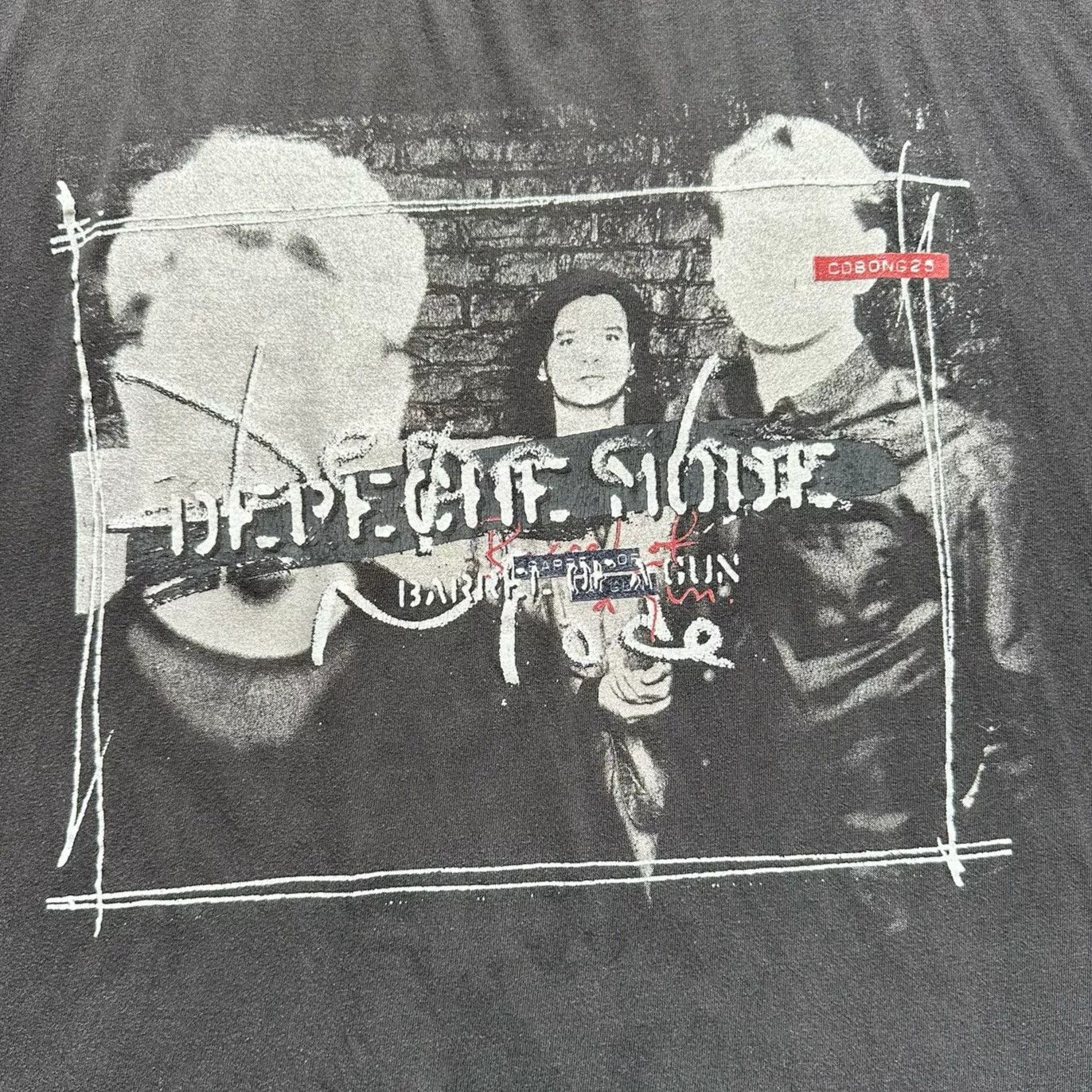 Vintage Vintage 1997 Depeche Mode Tee Size US M / EU 48-50 / 2 - 4 Thumbnail