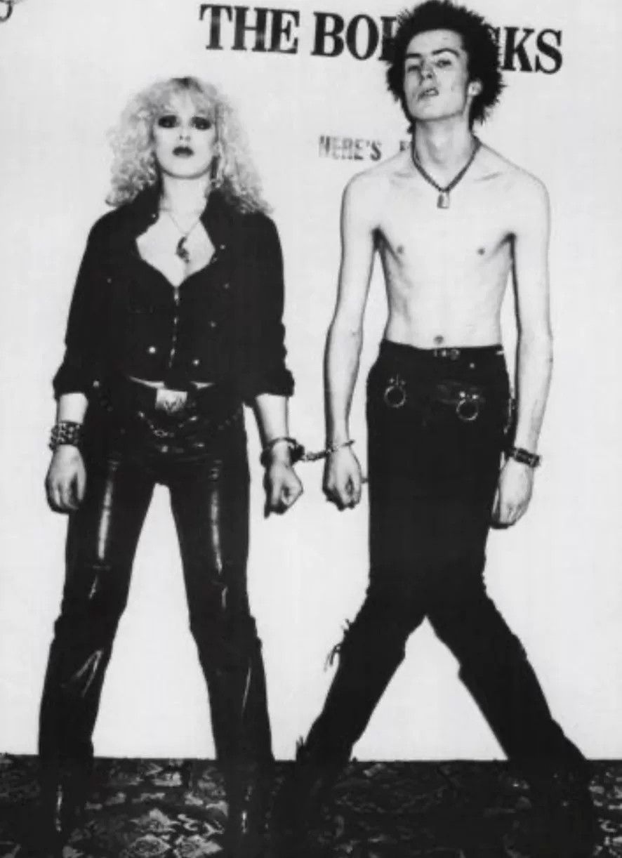 Vintage Vintage Sex Pistols Sid Nancy Tee Size US M / EU 48-50 / 2 - 5 Thumbnail