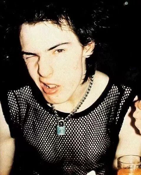 Vintage Sex Pistols Sid Vicious Vintage 00s Tee Size US S / EU 44-46 / 1 - 4 Thumbnail