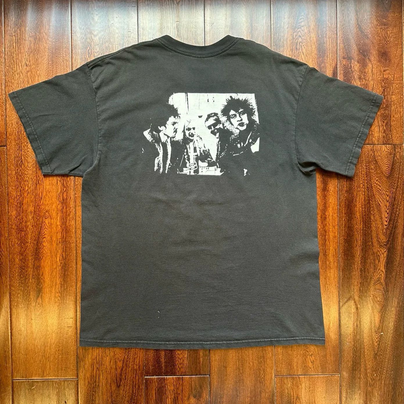 Vintage Vintage 90s G.B.H Graphic Tee Size US M / EU 48-50 / 2 - 2 Thumbnail