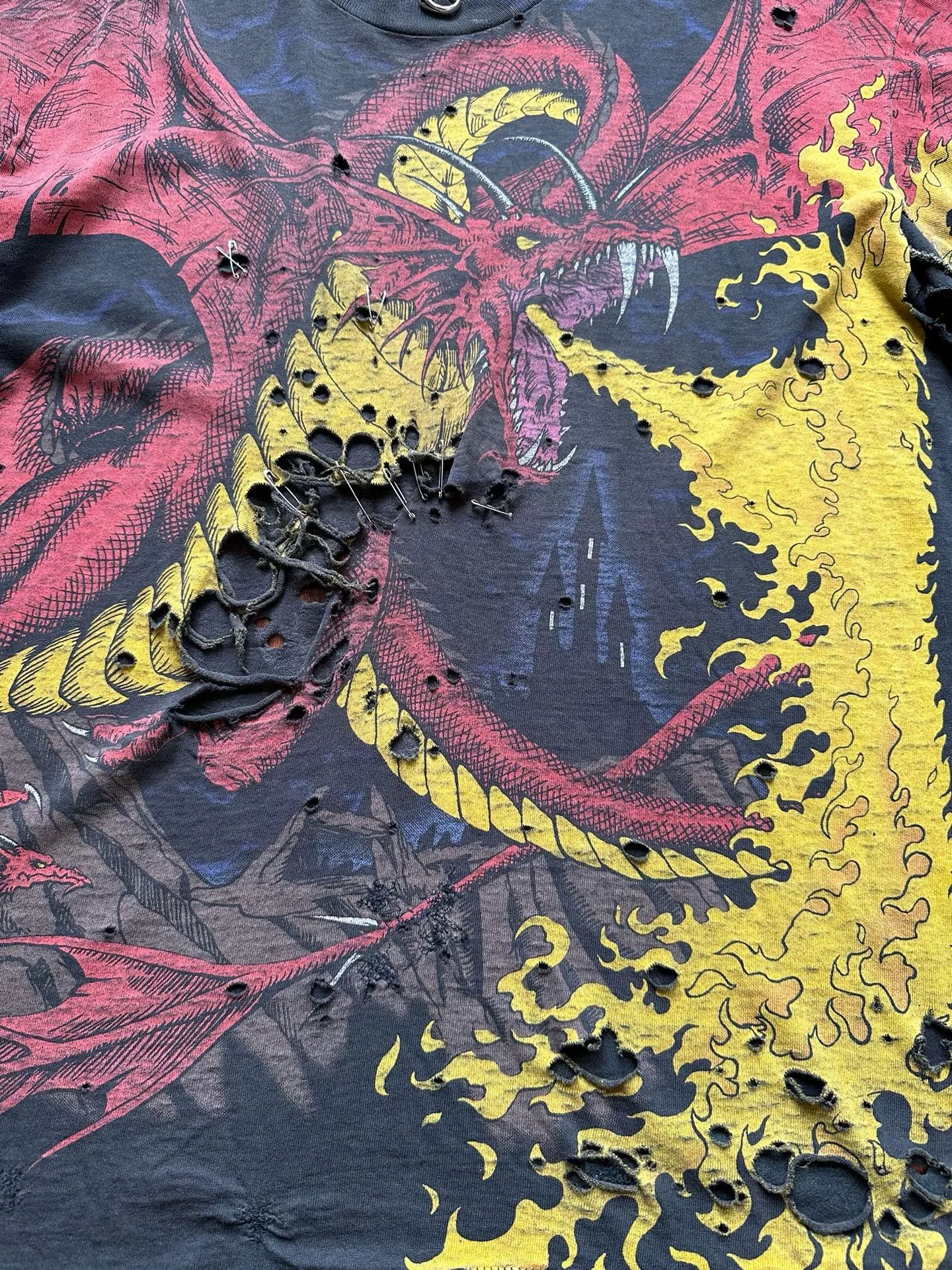 Vintage Vintage 90s Liquid Blue Dragon Quest Red Dragon Tee Size US M / EU 48-50 / 2 - 5 Thumbnail