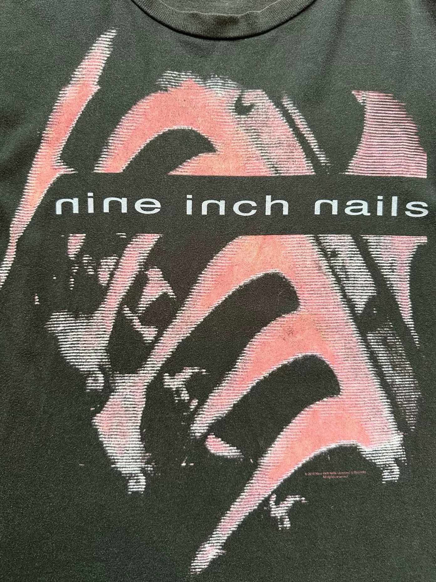 Vintage Vintage Nine Inch Nails 2010s Tee Size US M / EU 48-50 / 2 - 4 Thumbnail