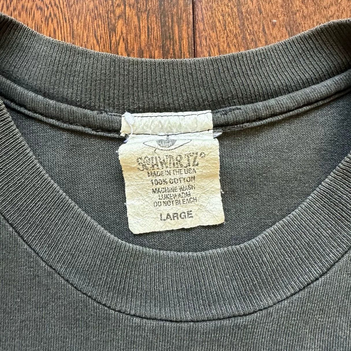 Vintage Vintage 90s Ramones Tee Size US M / EU 48-50 / 2 - 3 Thumbnail