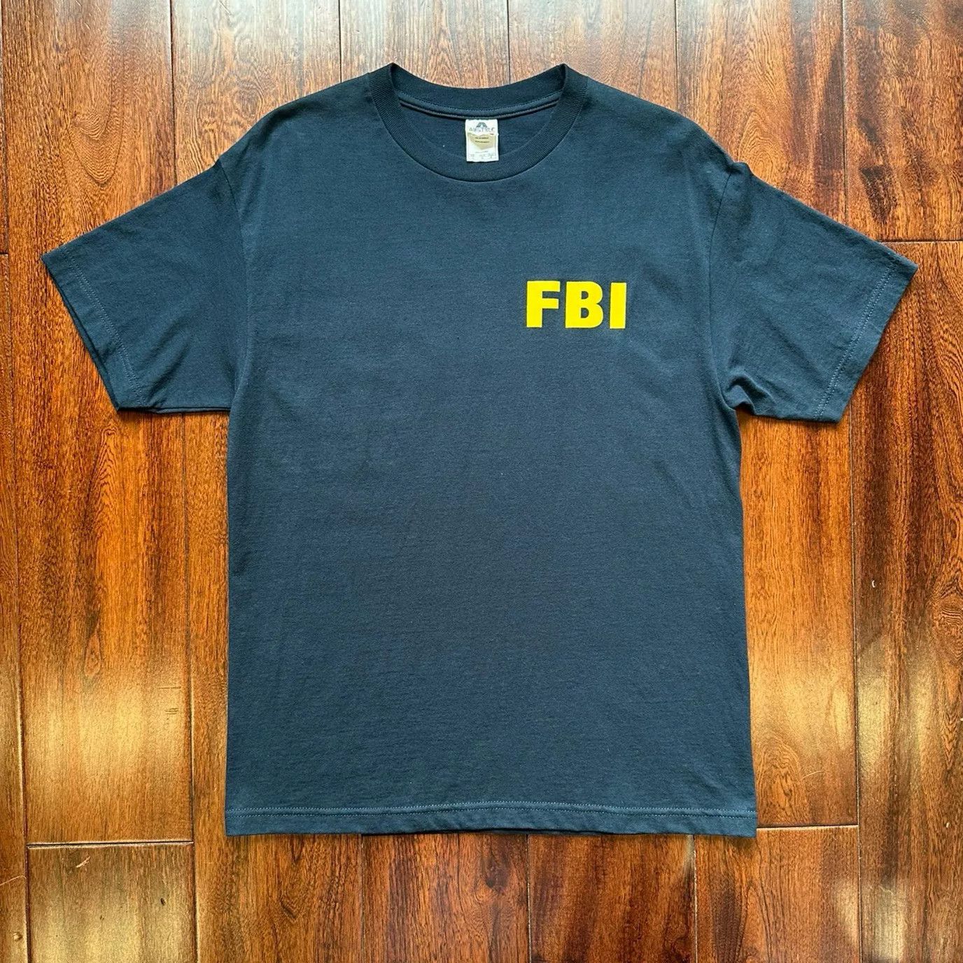 Vintage Vintage 00s Balenciaga FBI Tee Size US M / EU 48-50 / 2 - 2 Thumbnail