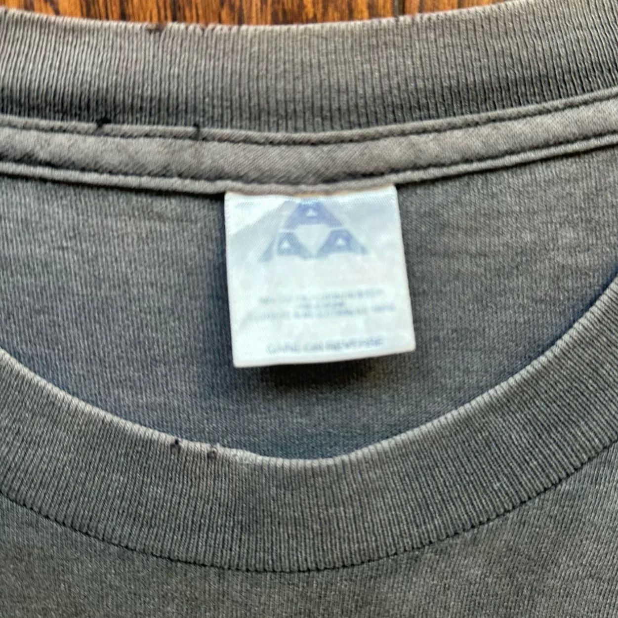 Vintage Vintage 2000s WWF Faded Tee Size US M / EU 48-50 / 2 - 3 Thumbnail