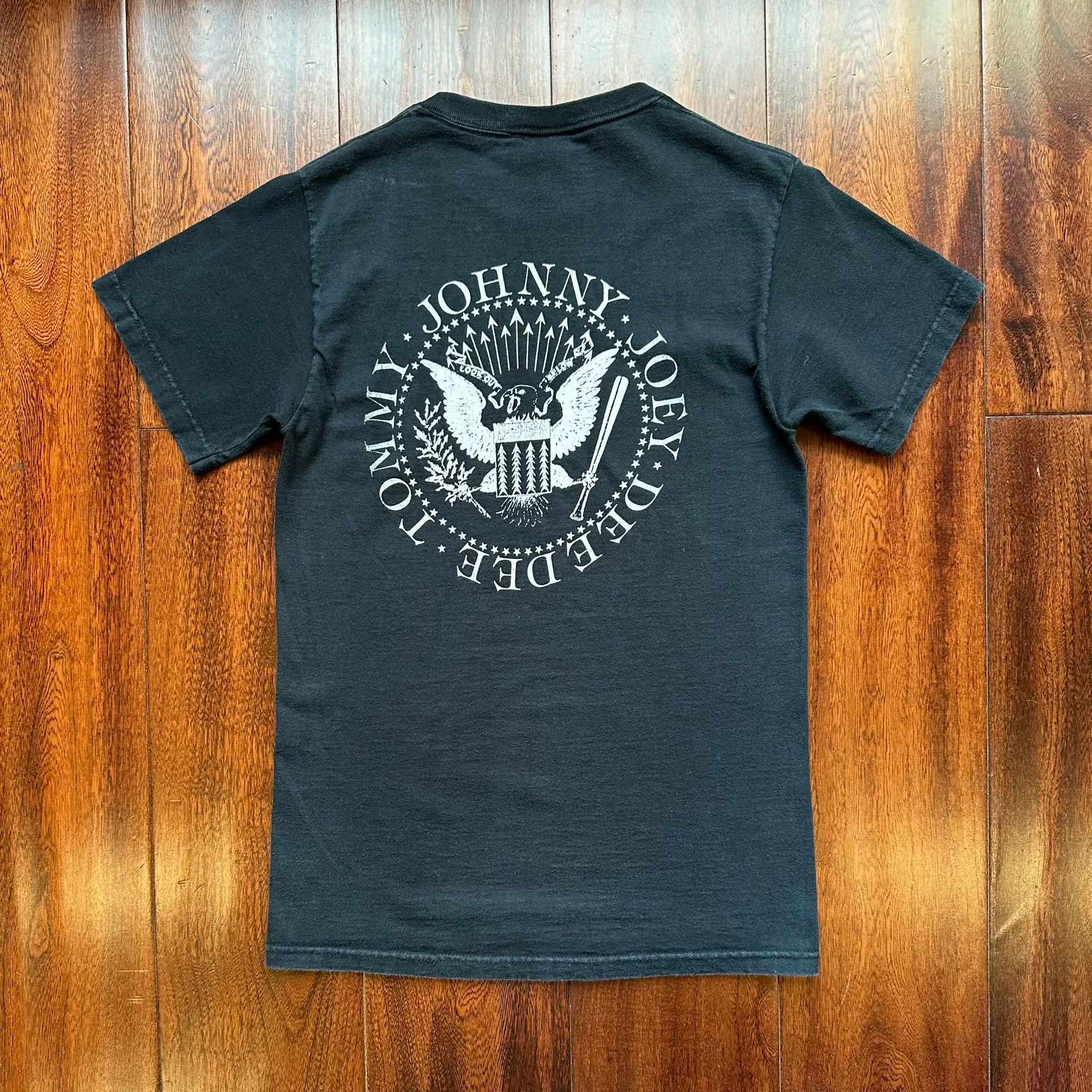Vintage Ramones 90s Vintage Graphic Tee Size US S / EU 44-46 / 1 - 2 Thumbnail