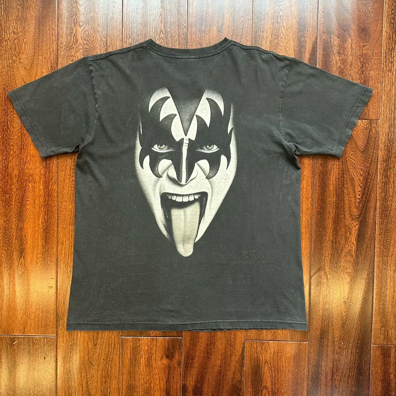 Vintage Kiss Vintage 90-00s Gene Simmons Tee Size US M / EU 48-50 / 2 - 2 Thumbnail
