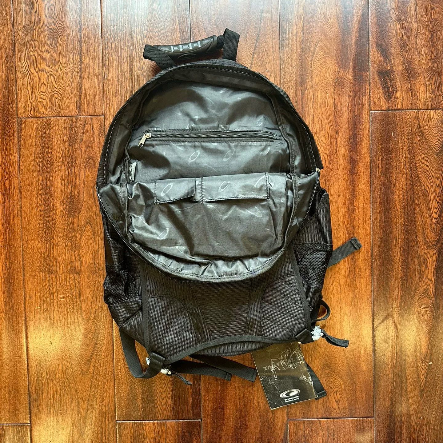 Vintage Vintage Oakley Tactical Backpack Archive Size ONE SIZE - 6 Thumbnail