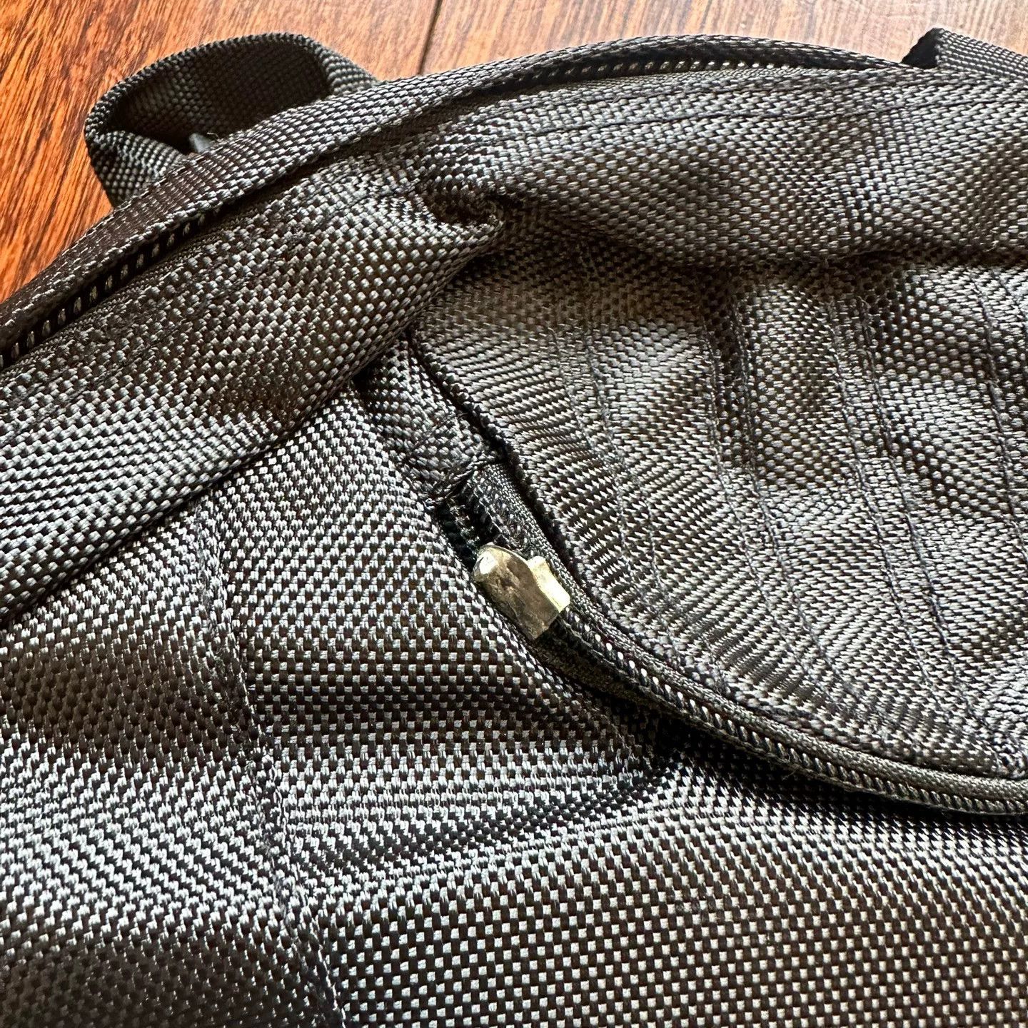 Vintage Vintage Oakley Tactical Backpack Archive Size ONE SIZE - 5 Thumbnail