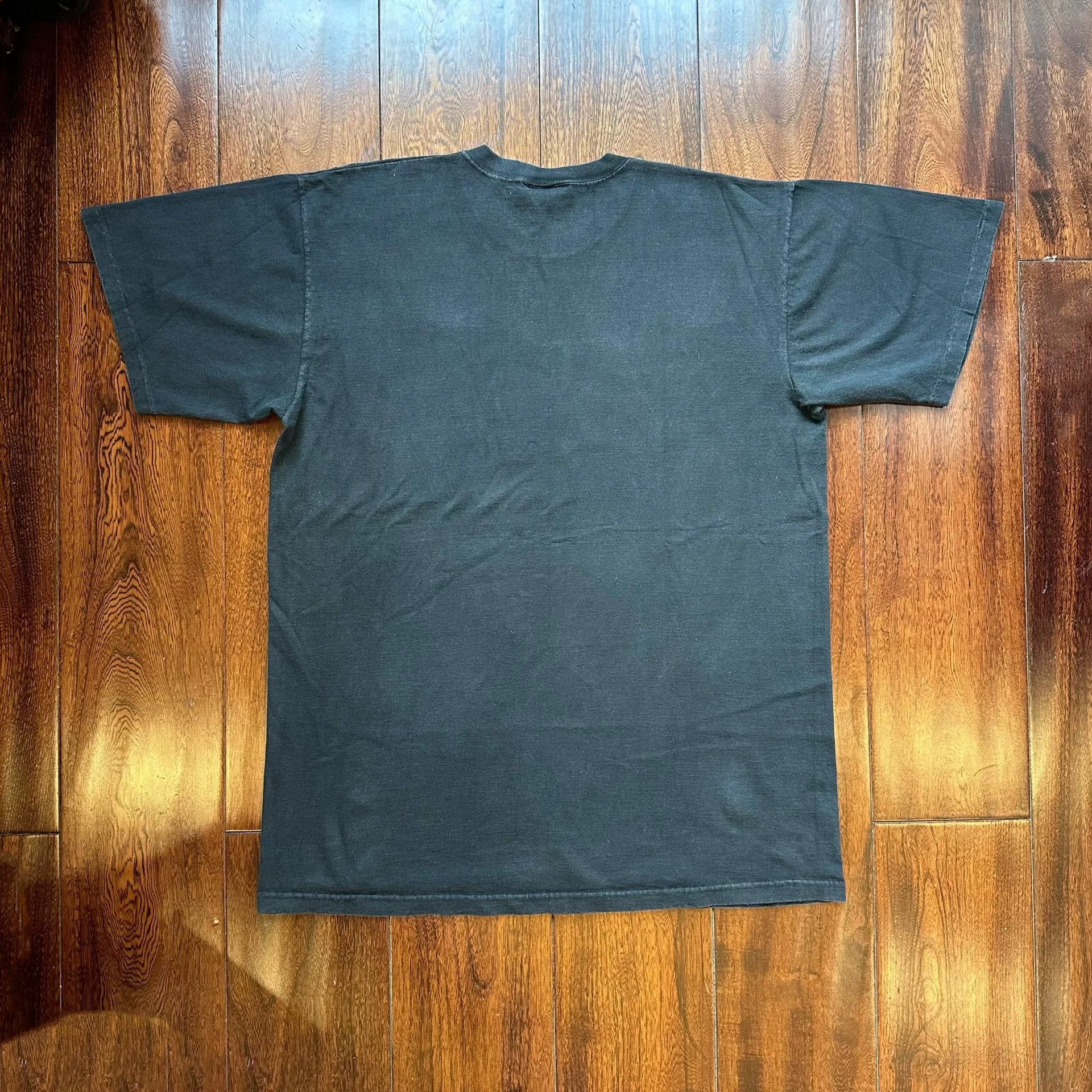 Vintage Vintage Levi's Faded Blank 90s Tee Size US M / EU 48-50 / 2 - 2 Thumbnail