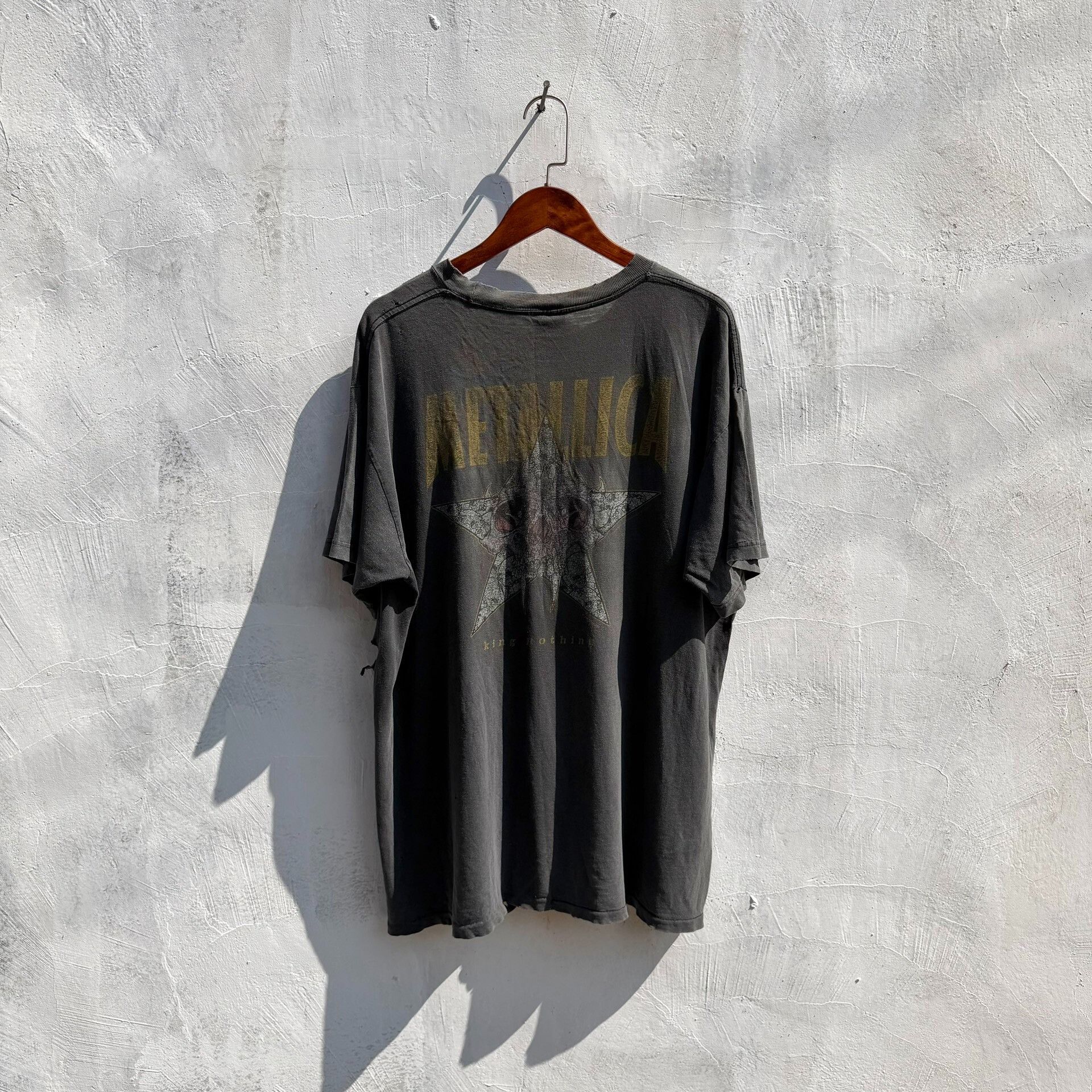Vintage Vintage 1996 Metallica Fear of God Tee Size US XXL / EU 58 / 5 - 2 Thumbnail