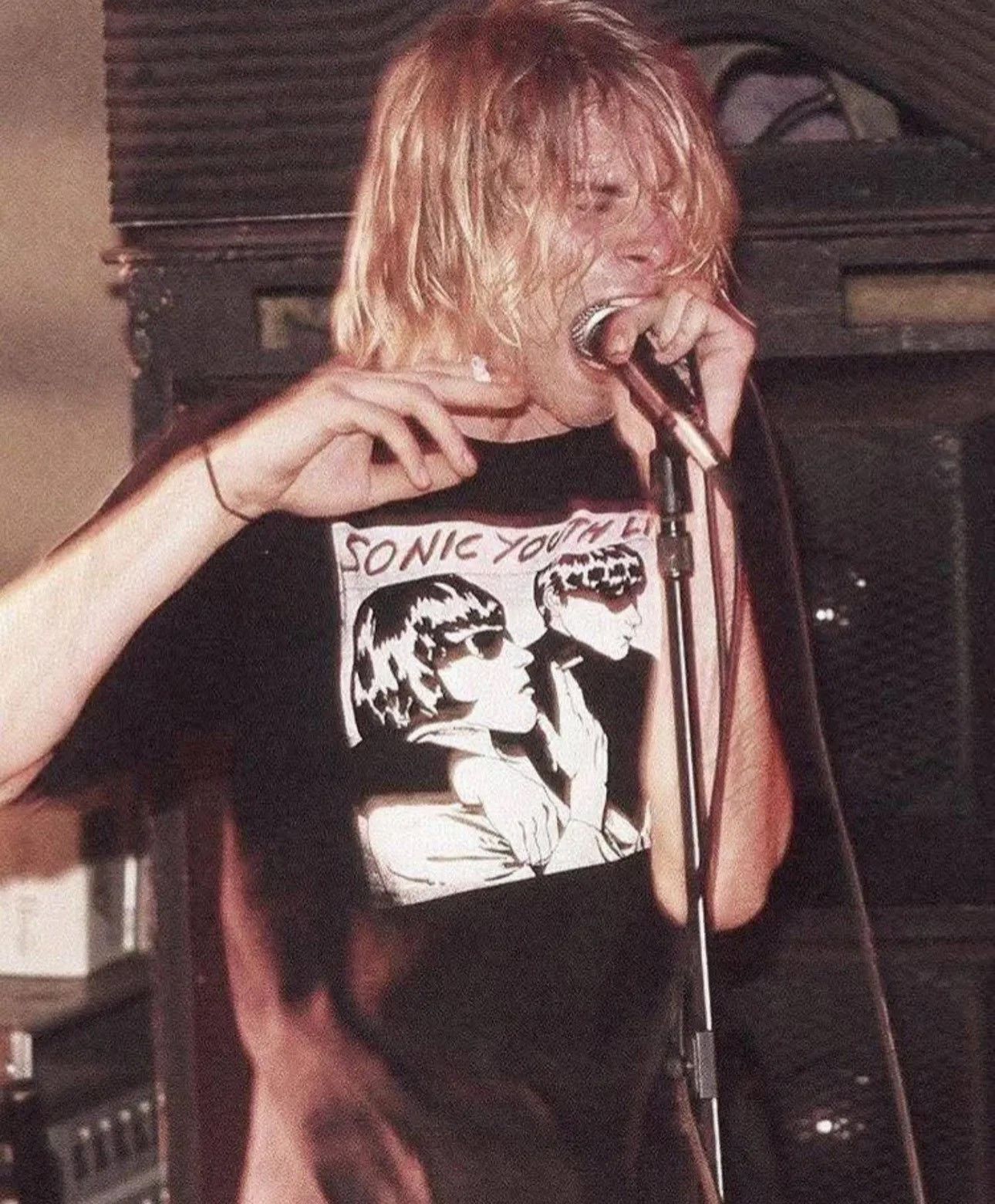 Vintage Vintage Sonic Youth Kurt Cobain Band Tee Size US M / EU 48-50 / 2 - 4 Thumbnail