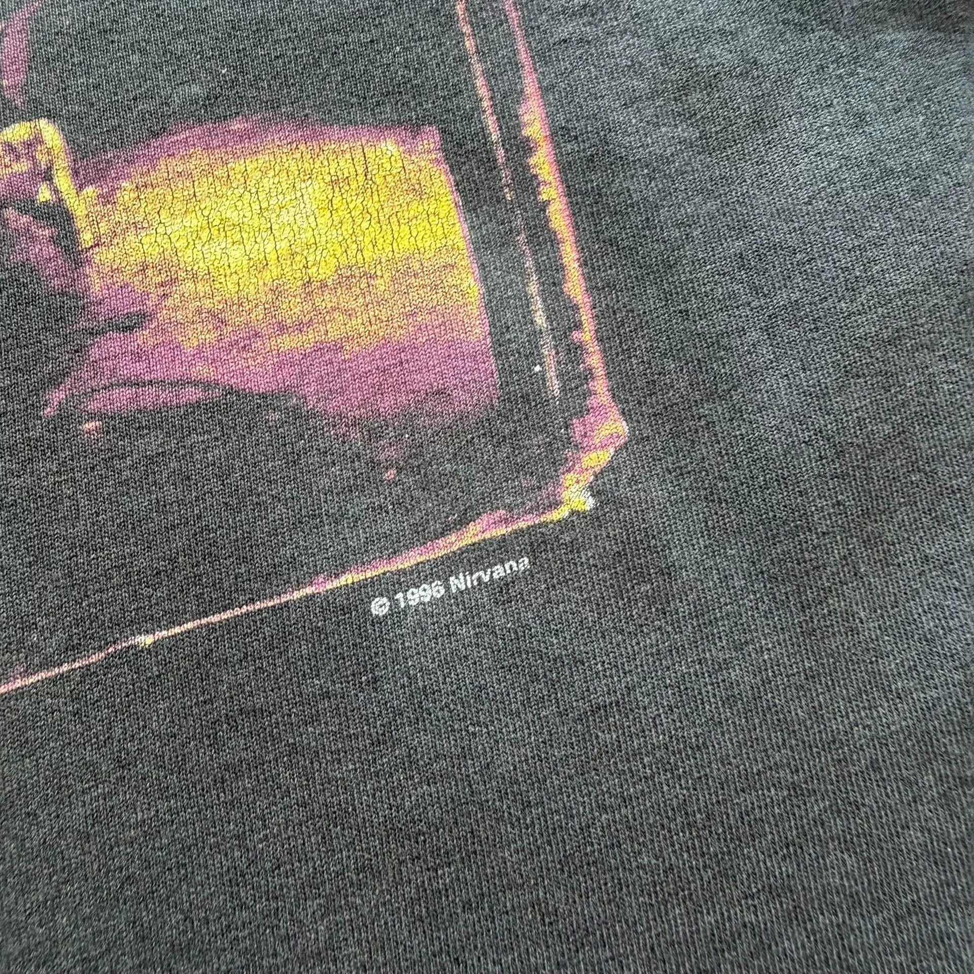 Vintage Vintage 1996 Nirvana Band Tee Size US XL / EU 56 / 4 - 7 Thumbnail
