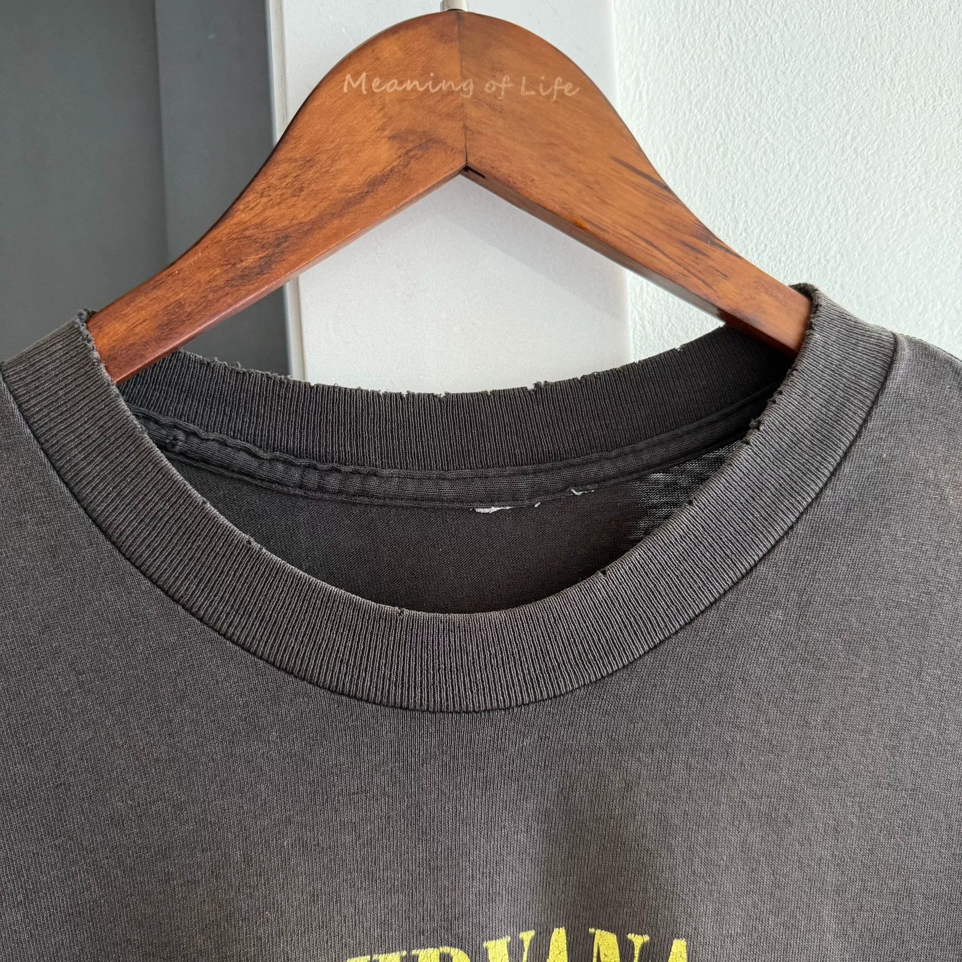 Vintage Vintage 1996 Nirvana Band Tee Size US XL / EU 56 / 4 - 3 Thumbnail