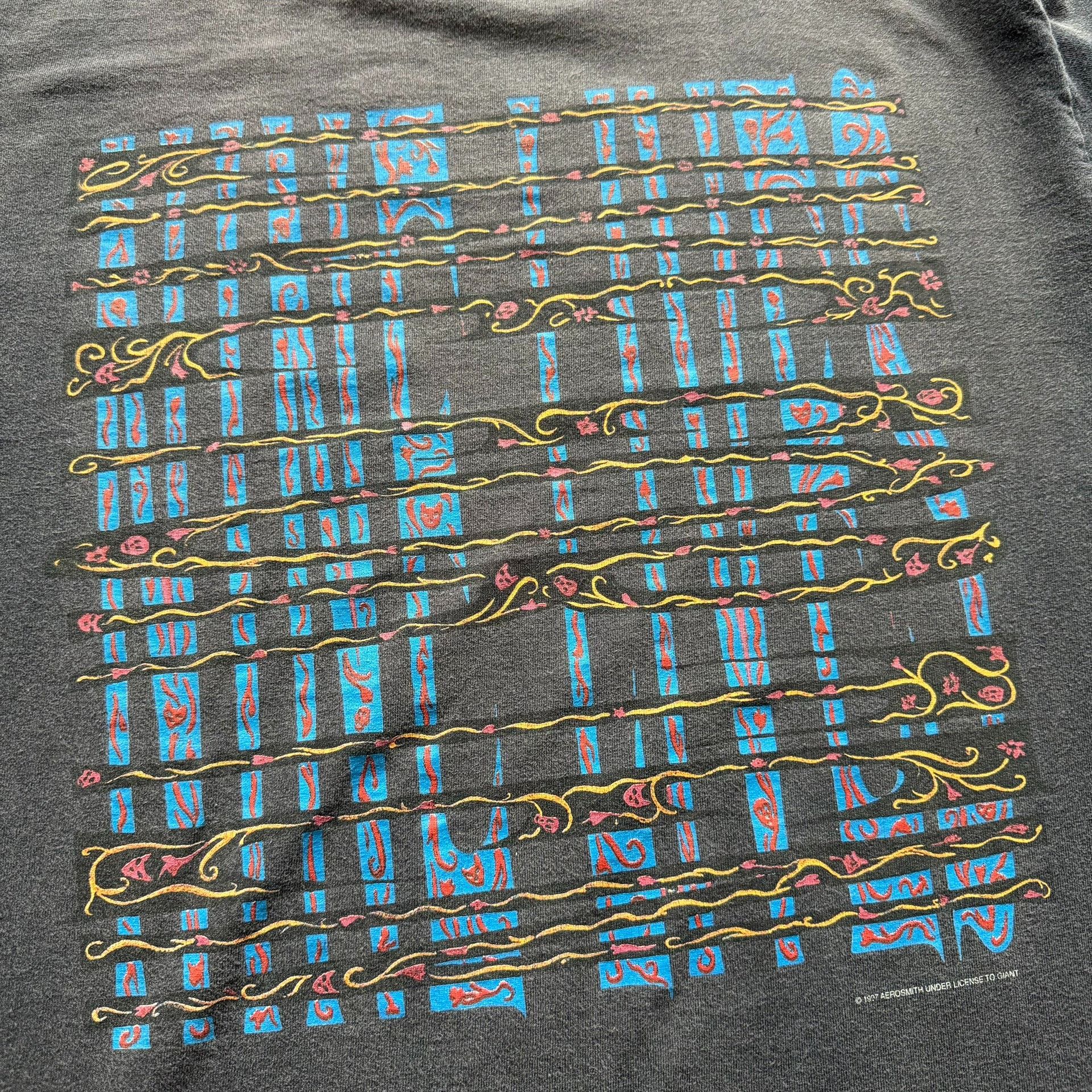 Vintage Vintage 1997 Aerosmith Longsleeve Band Tee Size US M / EU 48-50 / 2 - 5 Thumbnail