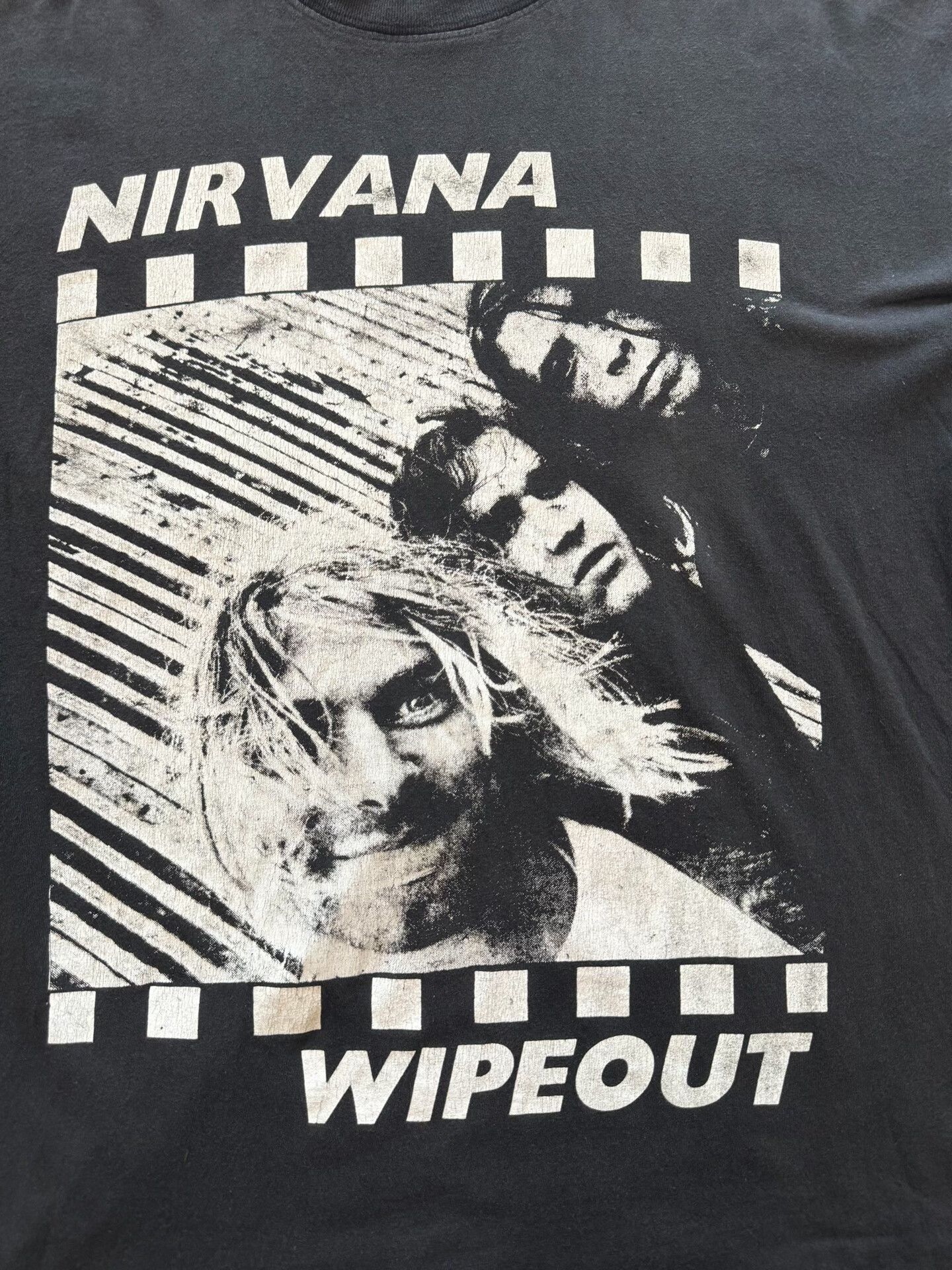 Vintage Vintage 90s-00s Nirvana Band Tee Size US M / EU 48-50 / 2 - 2 Thumbnail